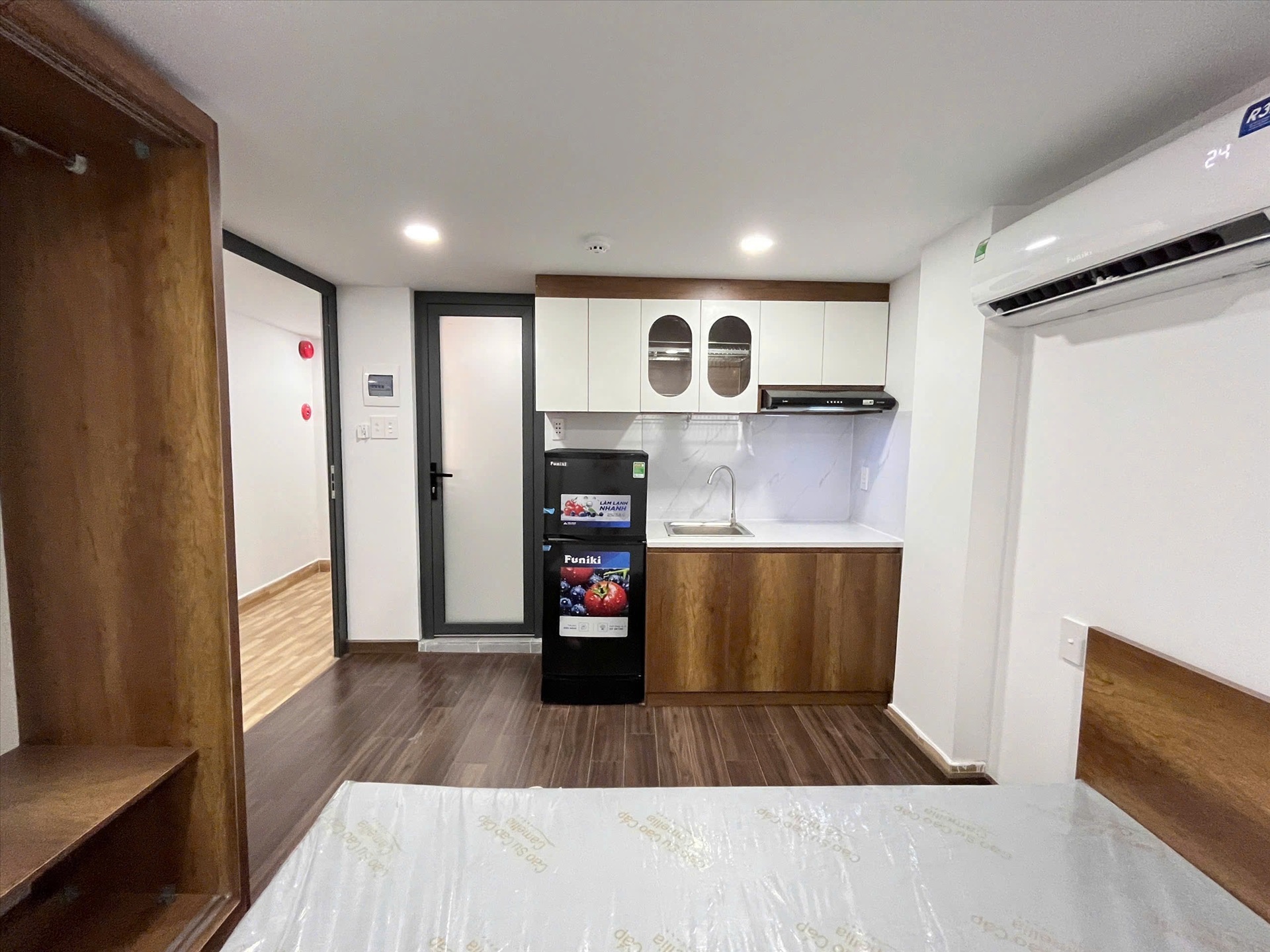 Phòng trọ Studio 28m2 tại Redhomes Hiệp Nhất - Tân Bình - Phòng ngủ