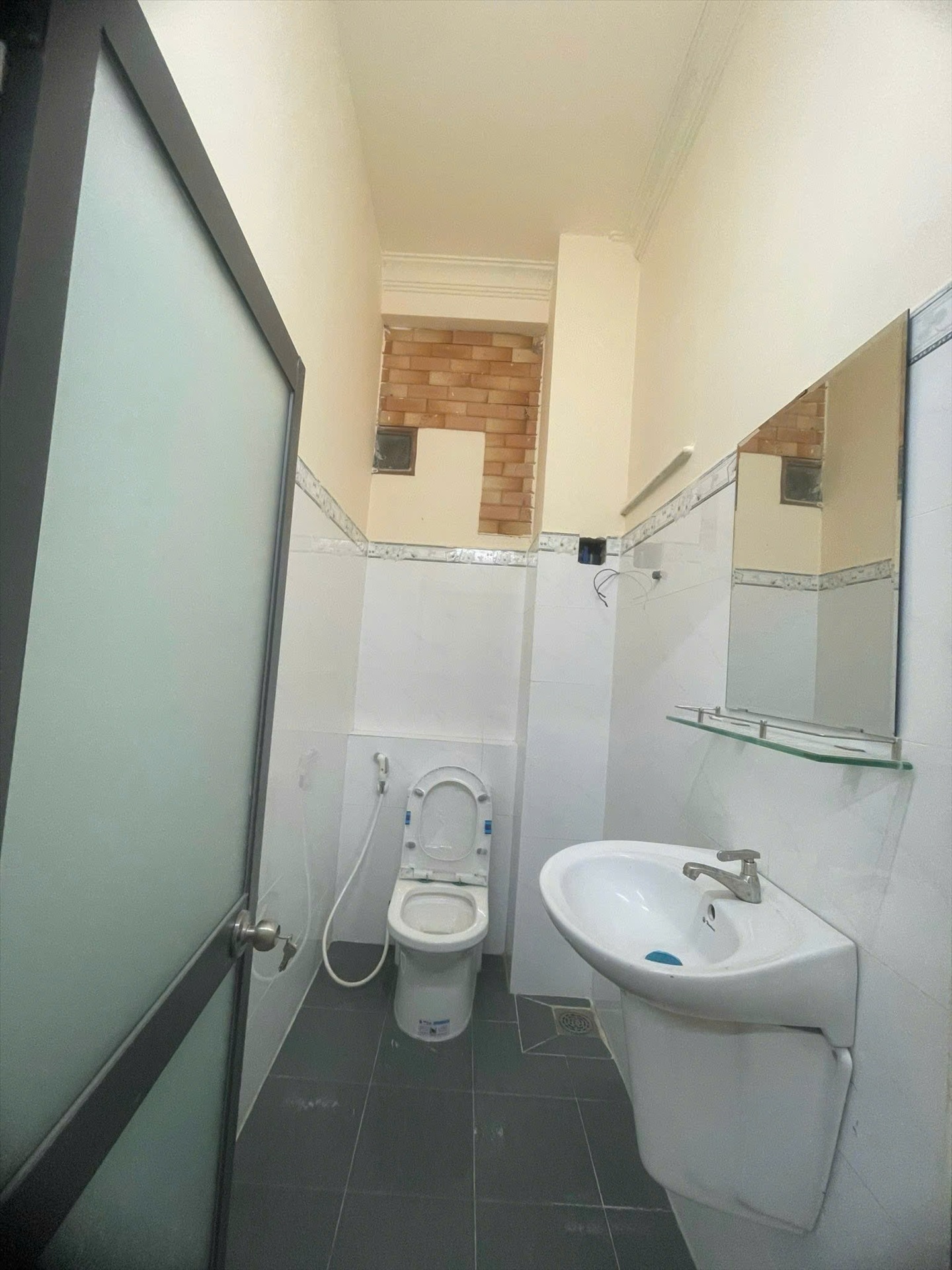 Phòng trọ Duplex 20m2 tại MT Home Đường số 1 - Tân Bình - Phòng tắm