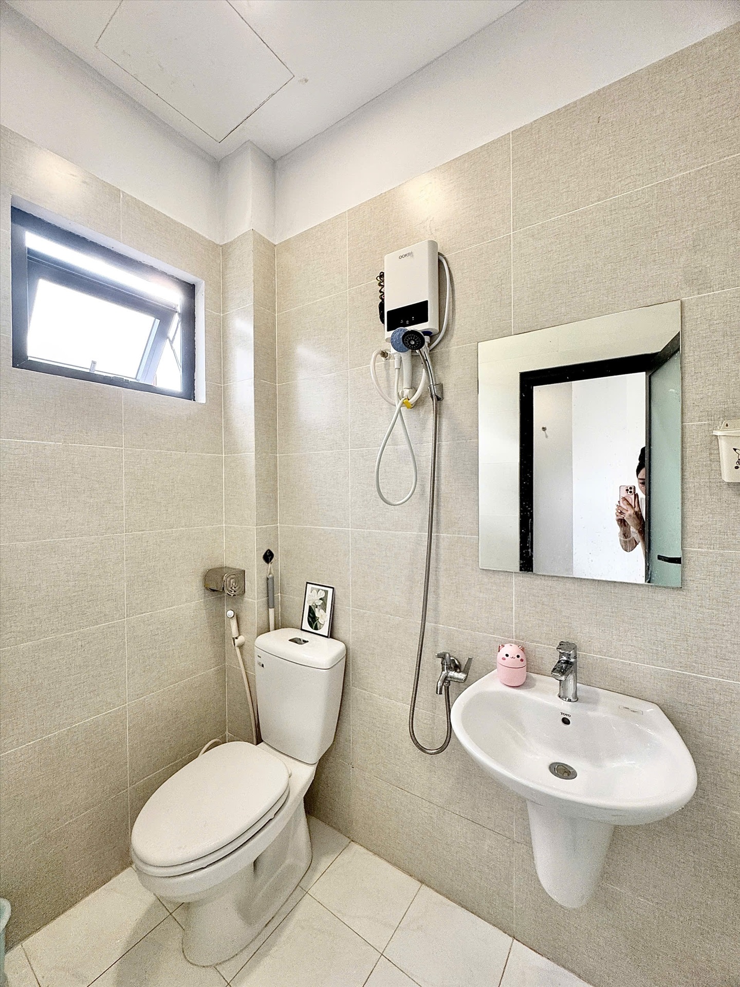 Phòng trọ Studio 25m2 tại MH Home Cộng Hòa - Tân Bình - Phòng tắm