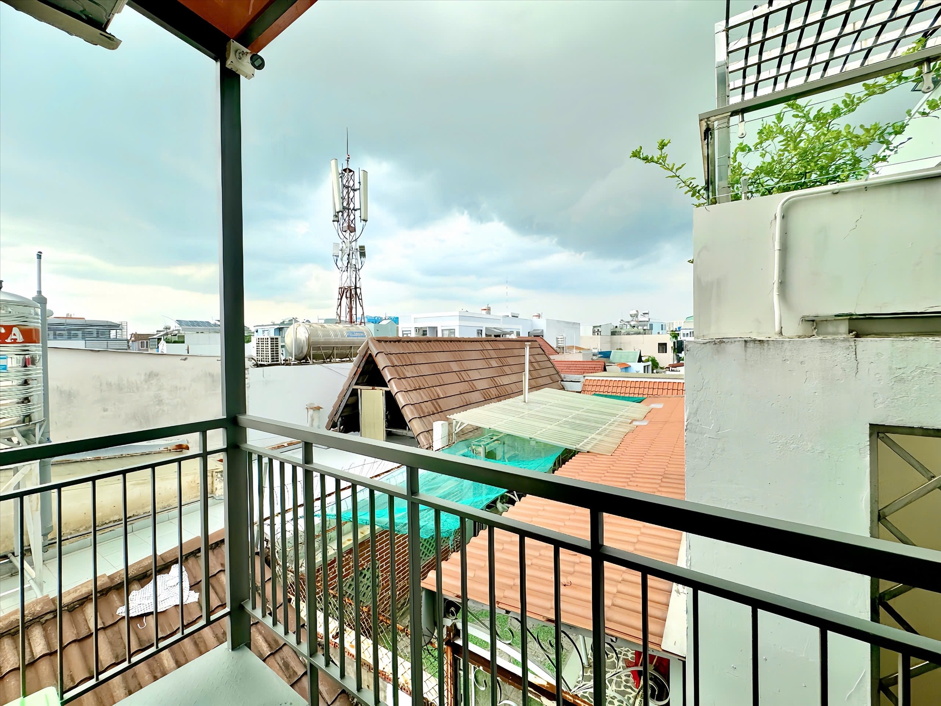 Phòng trọ Studio 25m2 tại MH Home Cộng Hòa - Tân Bình - Ban công