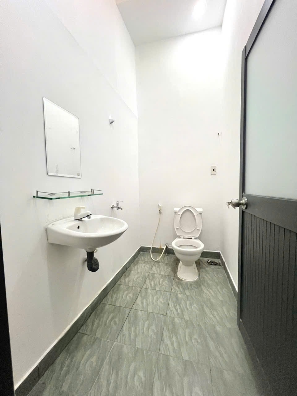 Phòng trọ 2 Phòng ngủ 50m2 tại AK Home Hoàng Hoa Thám - Tân Bình - Phòng tắm