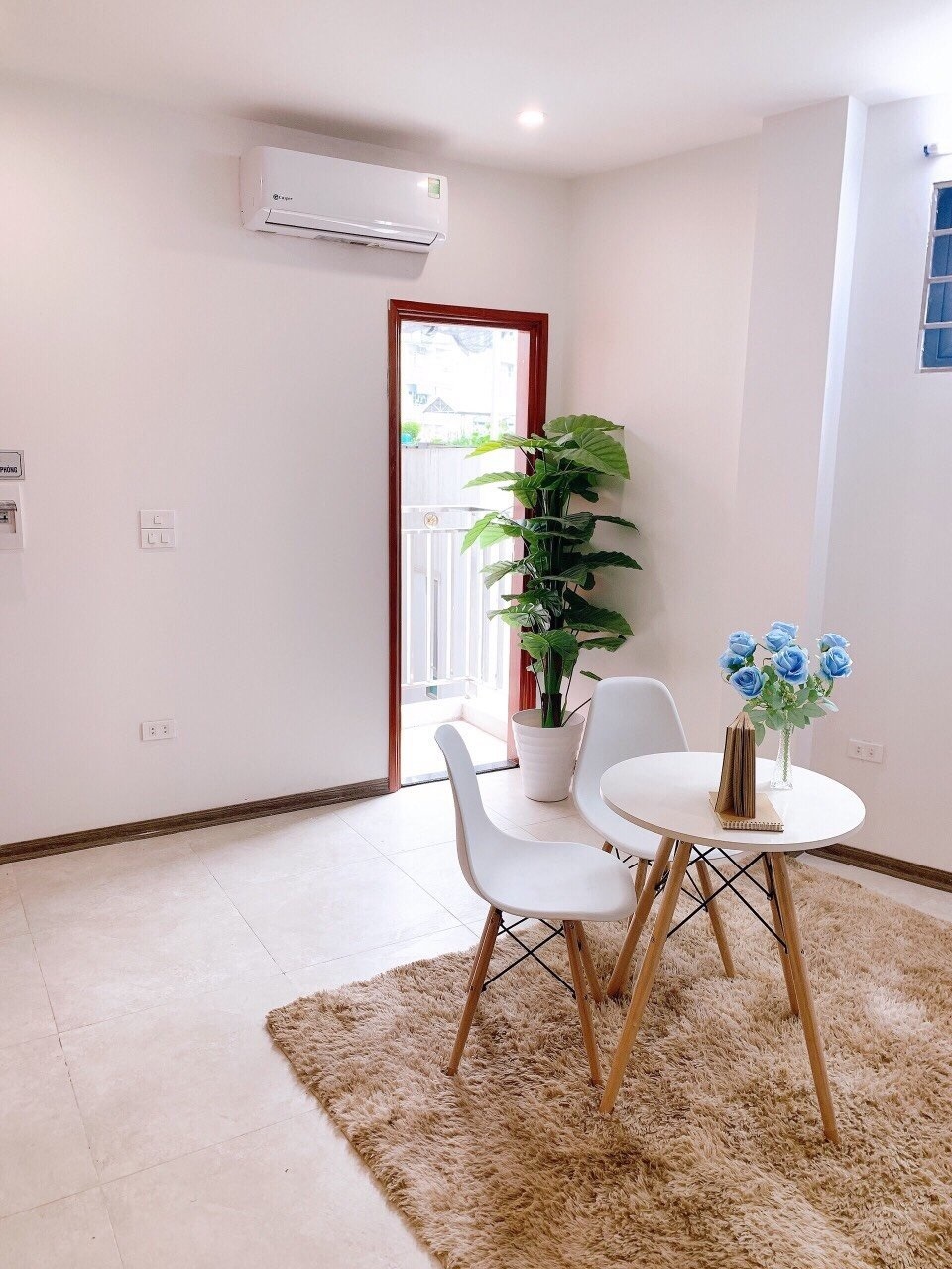 Phòng trọ Studio 25m2 tại Happy Homes Nguyễn Khánh Toàn - Cầu Giấy - Phòng khách