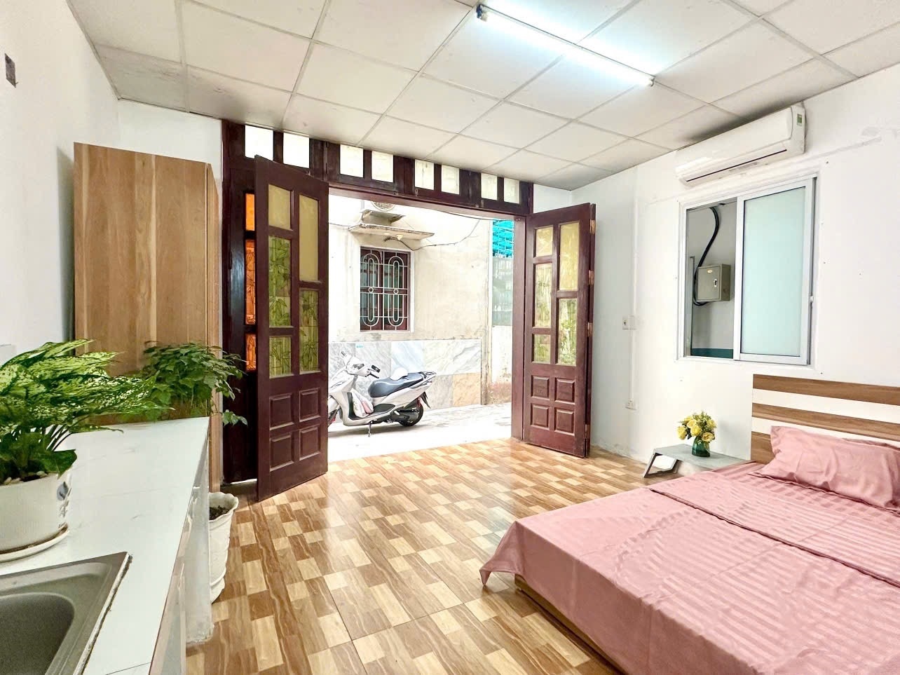 Phòng trọ Studio 27m2 tại Time House Lạc Long Quân - Tây Hồ - Phòng khách