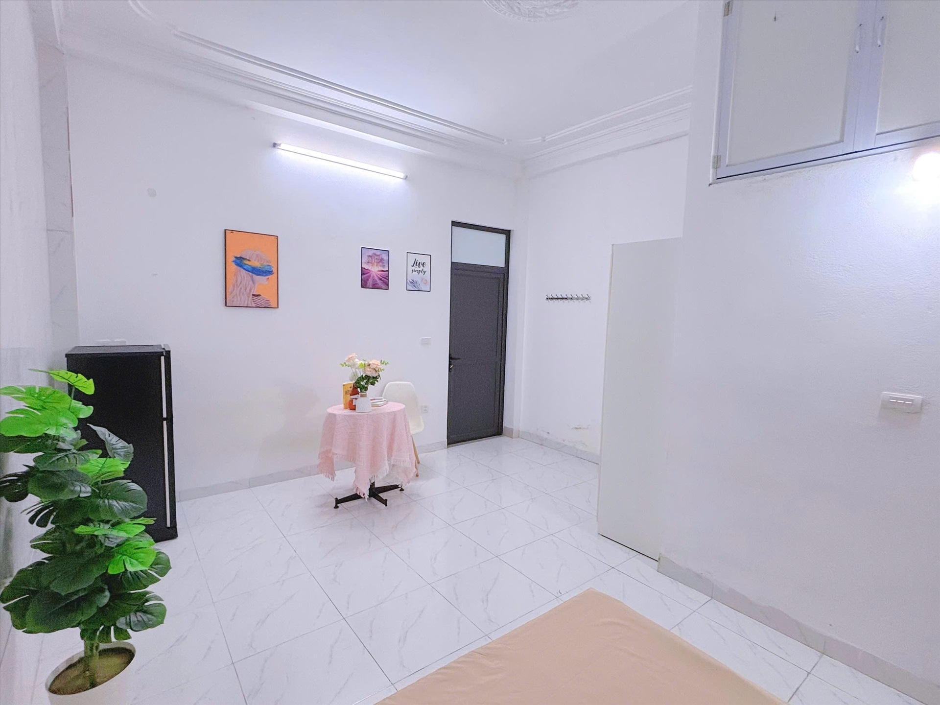 Phòng trọ Studio 25m2 tại Happy Homes 2 Trần Bình - Cầu Giấy - Phòng khách