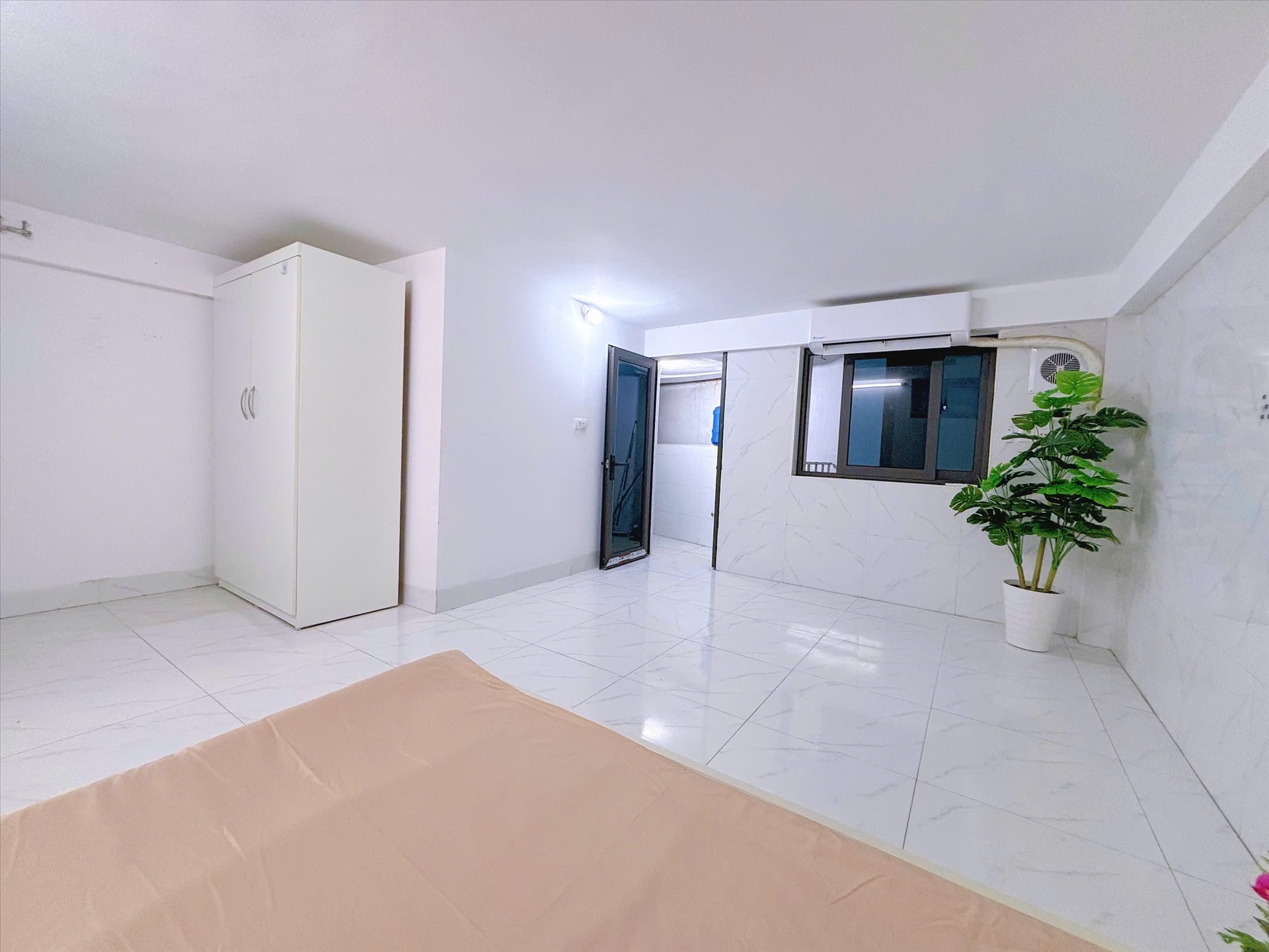 Phòng trọ Studio 25m2 tại Happy Homes 2 Trần Bình - Cầu Giấy - Phòng khách