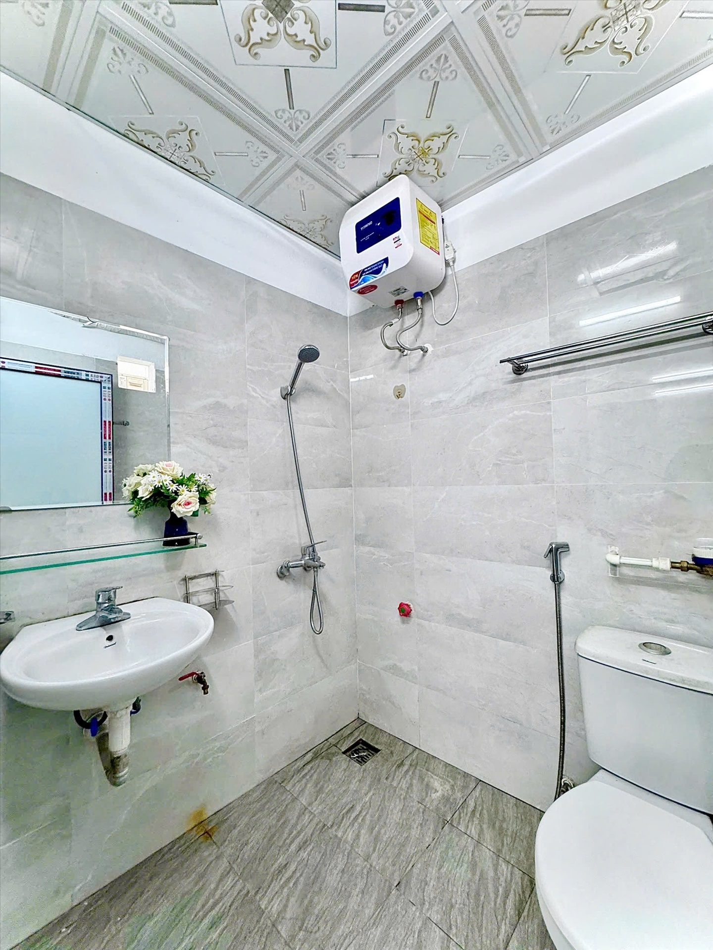 Phòng trọ Studio 25m2 tại Time House 5 Cổ Nhuế - Bắc Từ Liêm - Phòng tắm