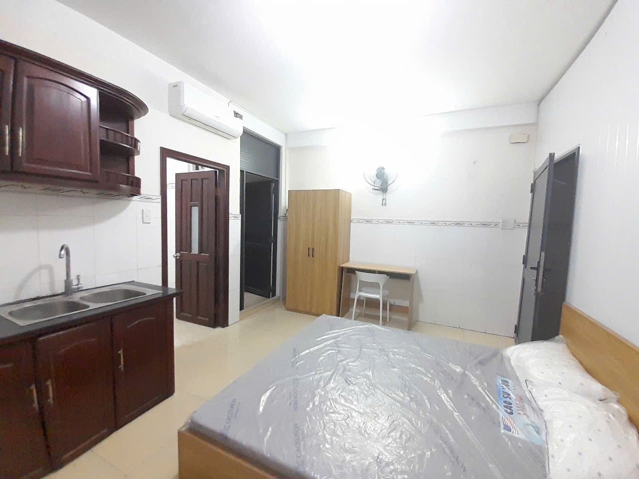 Phòng trọ AT House Lê Văn Sỹ - Quận 3 - Phòng (*)
