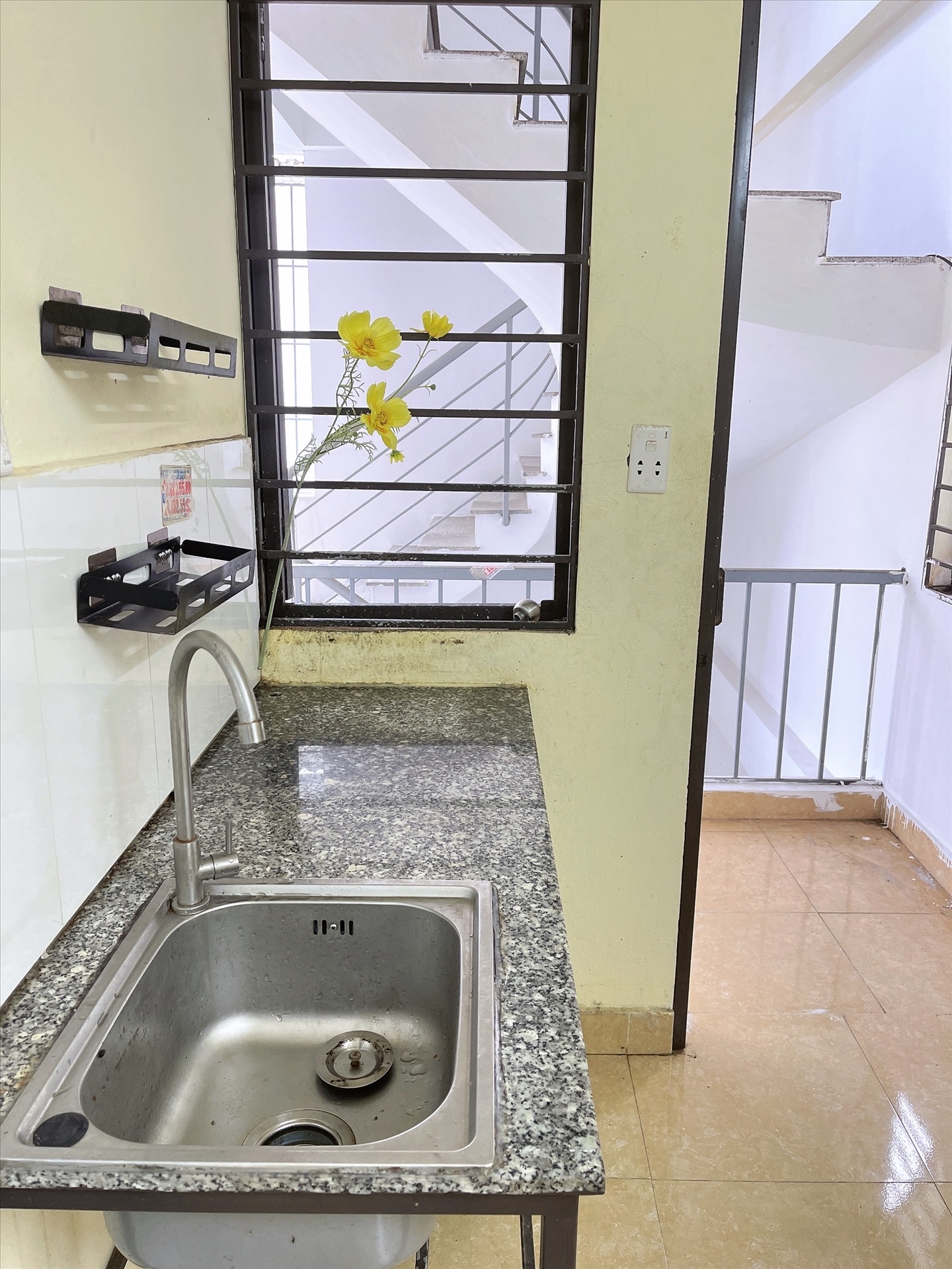 Phòng trọ Studio 25m2 tại HappyHomes Doãn Kế Thiện - Cầu Giấy - Phòng bếp