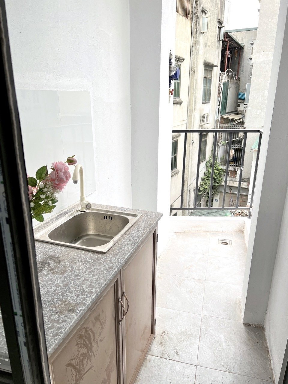 Phòng trọ Studio 25m2 tại HappyHomes Hồ Tùng Mậu - Bắc Từ Liêm - Phòng bếp