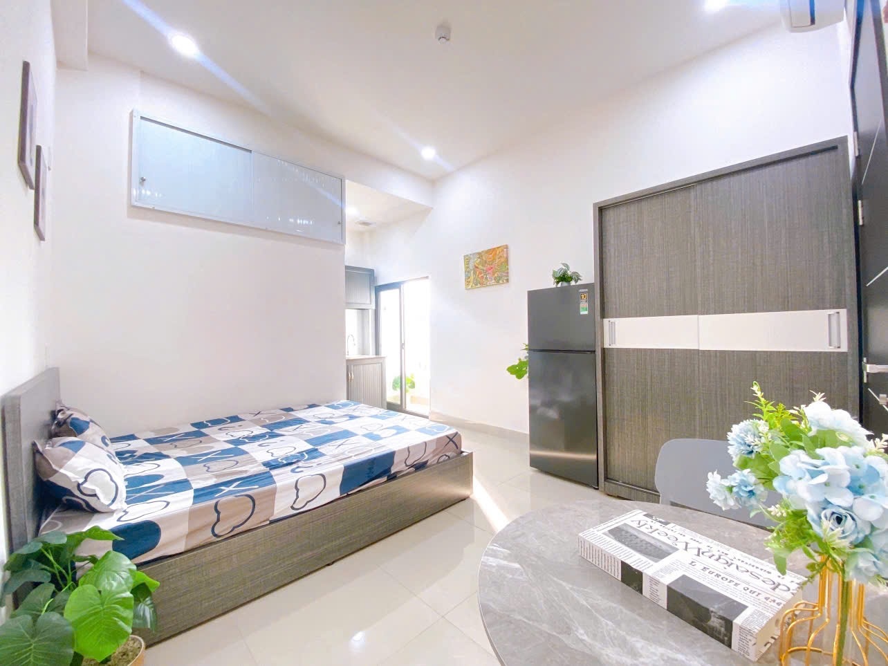 Phòng trọ Yolo House Võ Thành Trang - Tân Bình - Phòng (*)