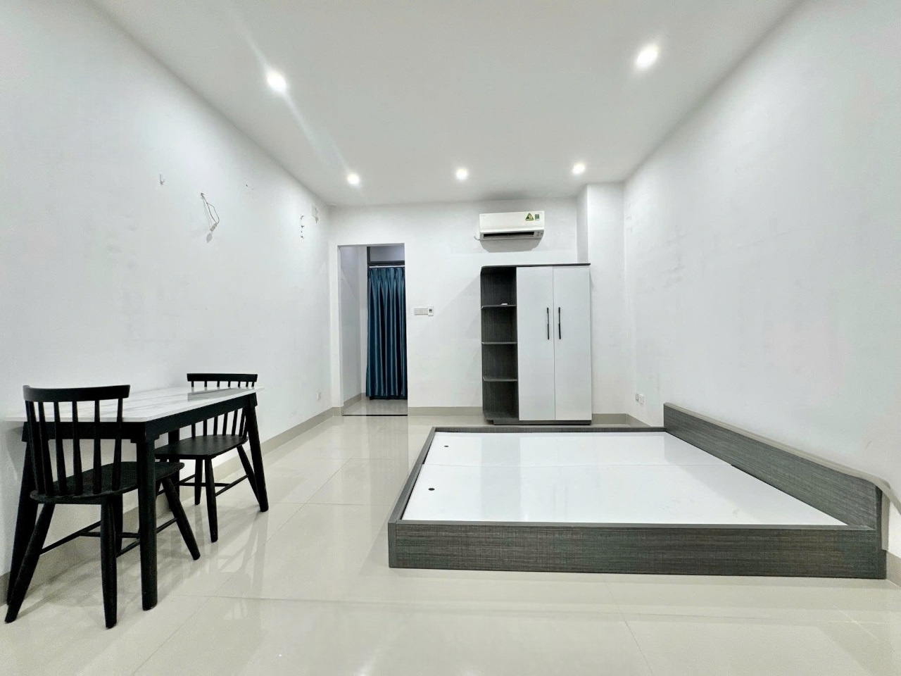 Phòng trọ TL Home Lê Lâm - Tân Phú - Phòng (*)