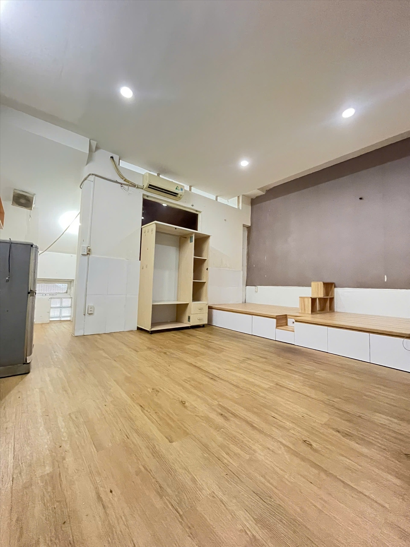 Phòng trọ MT Home Đặng Thùy Trâm - Bình Thạnh - Phòng (*)