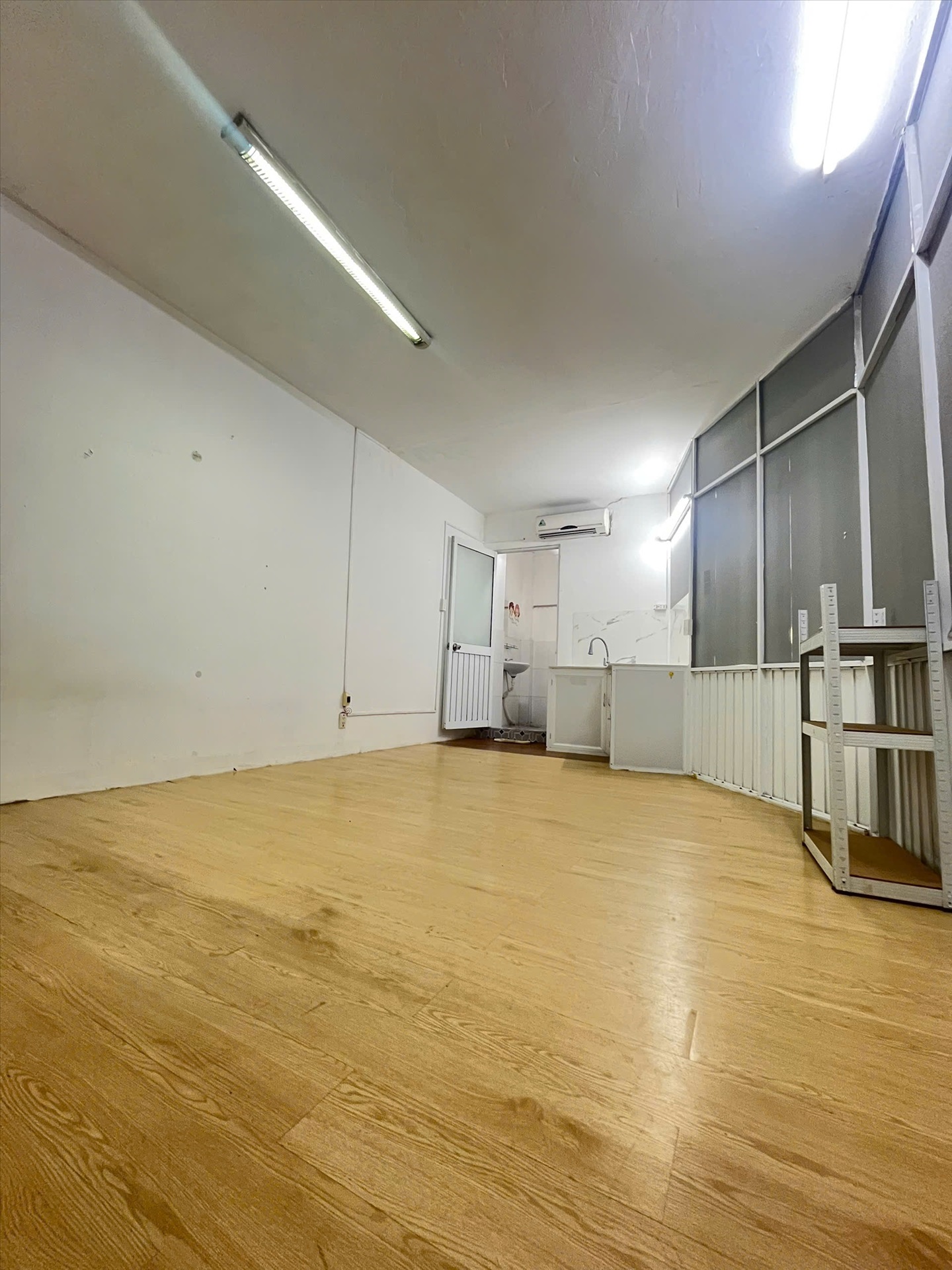 Phòng trọ Studio 30m2 tại MT Home Đặng Thùy Trâm - Bình Thạnh - Phòng khách