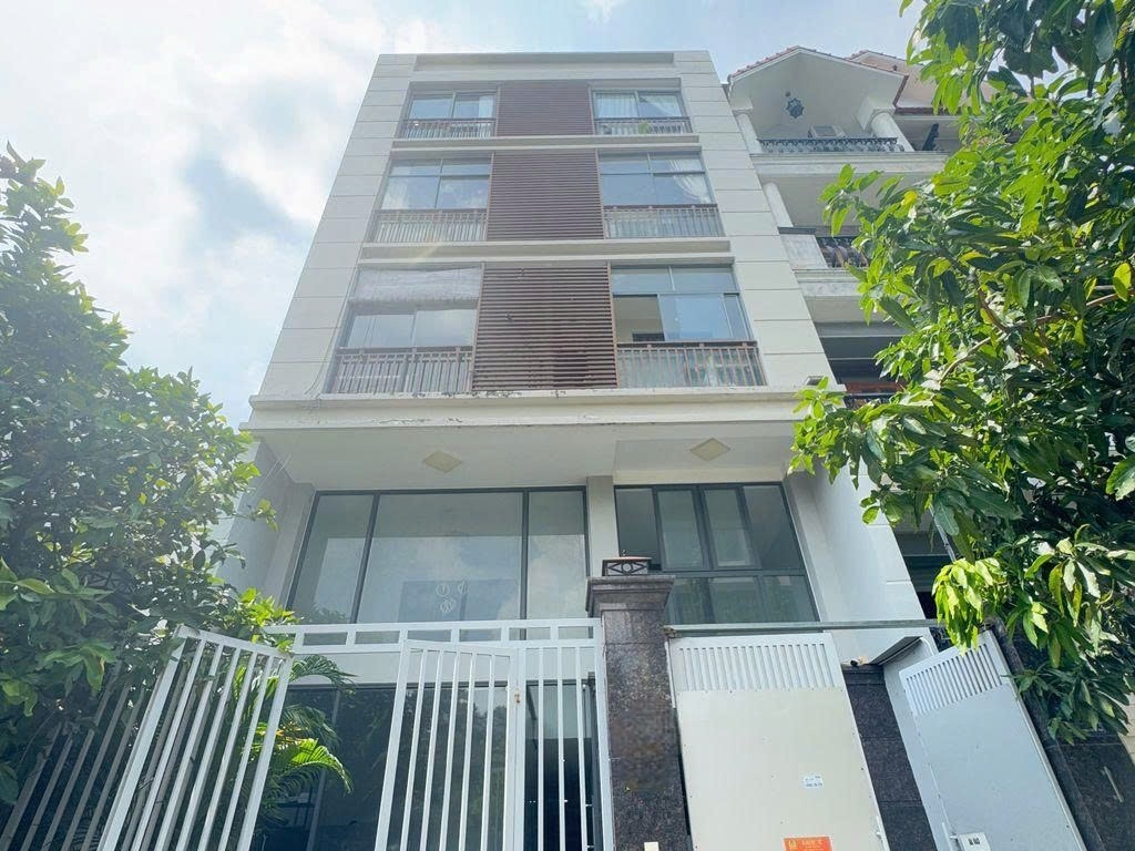 Phòng trọ VH Apartment Đường 37 - Quận 2 - Toàn cảnh tòa nhà (*)