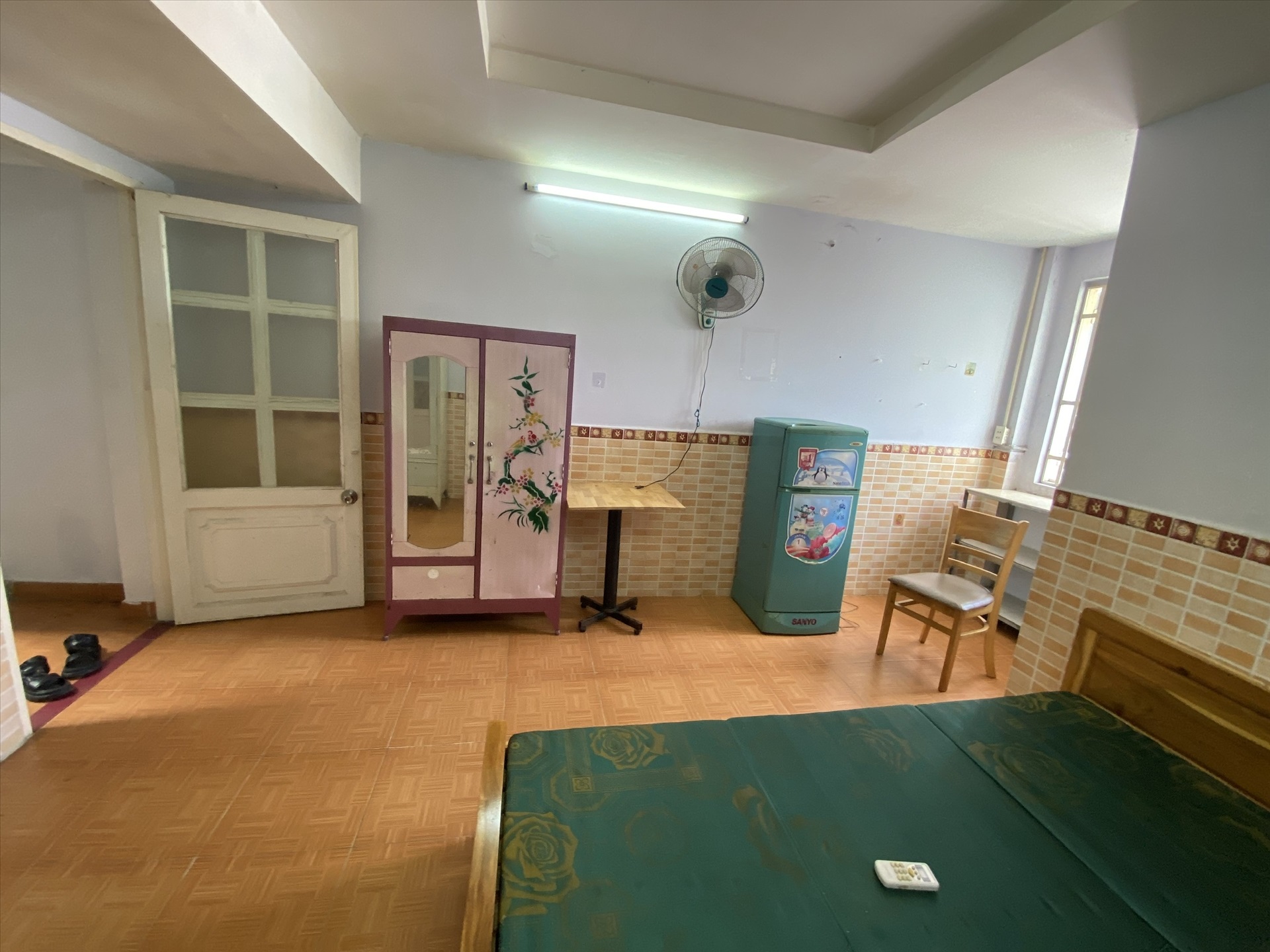 Phòng trọ Studio 25m2 tại CM House Đồng Xoài - Tân Bình - Phòng khách