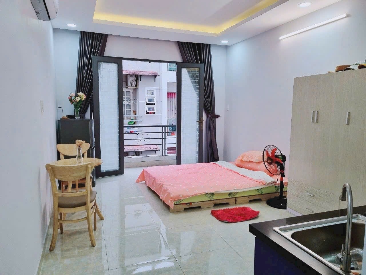 Phòng trọ Studio 25m2 tại Amcity Home Lê Văn Sỹ - Quận 3 - Phòng khách