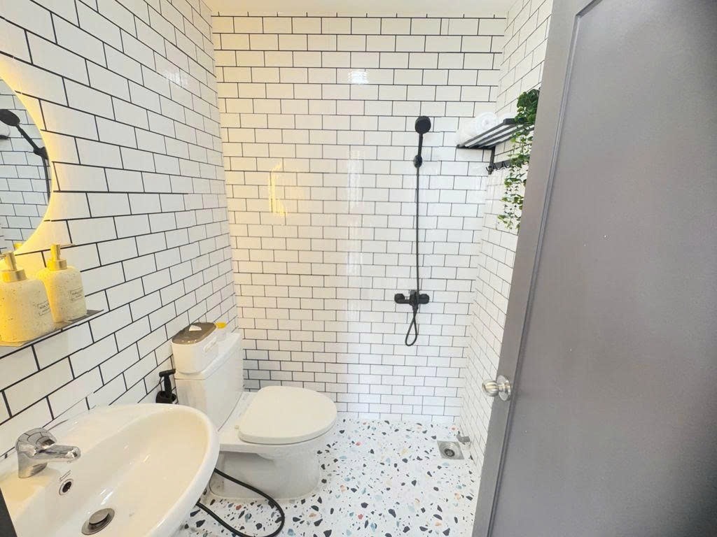 Phòng trọ Studio 30m2 tại VH Apartment Đường 37 - Quận 2 - Phòng tắm