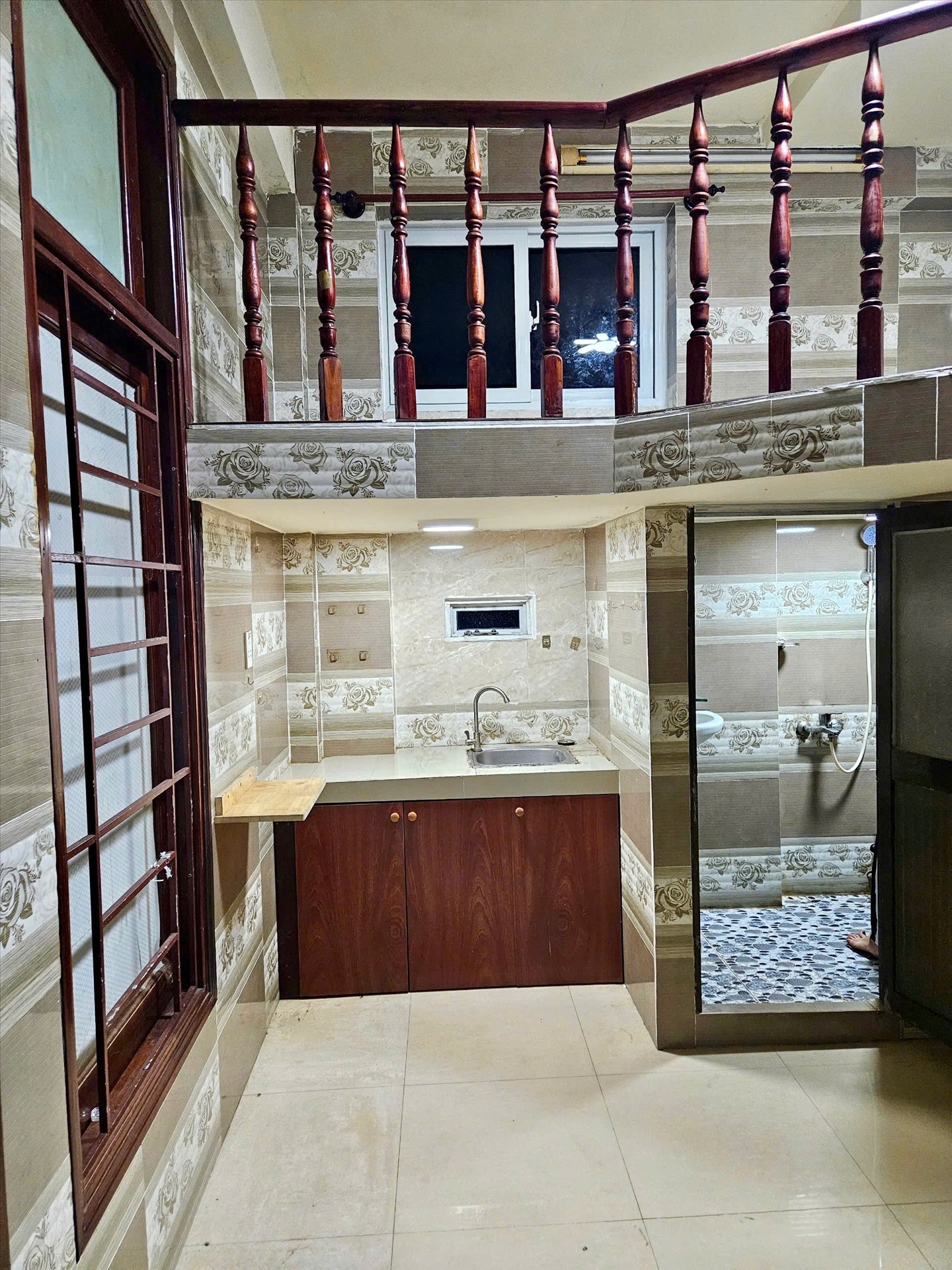 Phòng trọ VN House Lạc Long Quân - Tân Bình - Phòng (*)