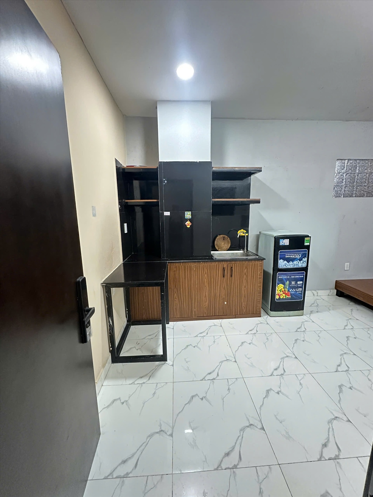 Phòng trọ CH Home Nguyễn Gia Trí - Bình Thạnh - Phòng (*)