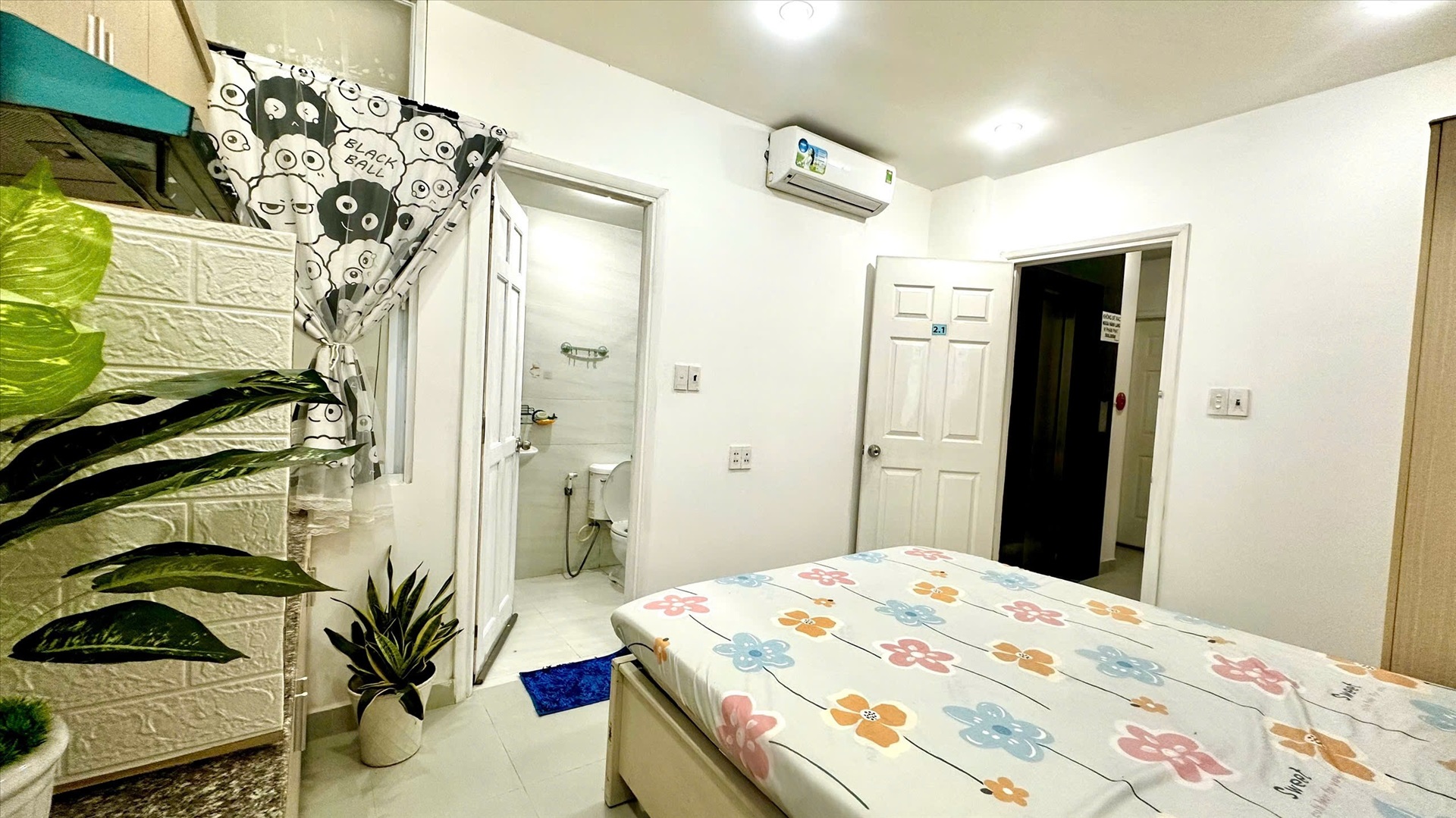 Phòng trọ CN House Đặng Văn Ngữ - Phú Nhuận - Phòng (*)