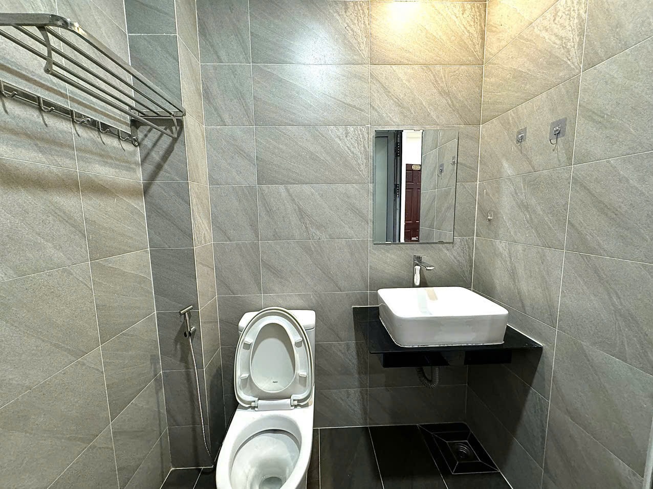 Phòng trọ Studio 30m2 tại Leontina House Ngô Bệ - Tân Bình - Phòng tắm