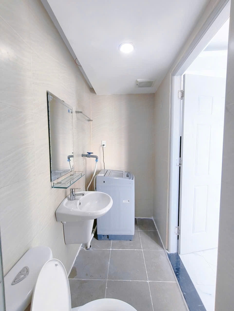 Phòng trọ 1 Phòng ngủ 45m2 tại AT House Phan Văn Hớn - Quận 12 - Phòng tắm
