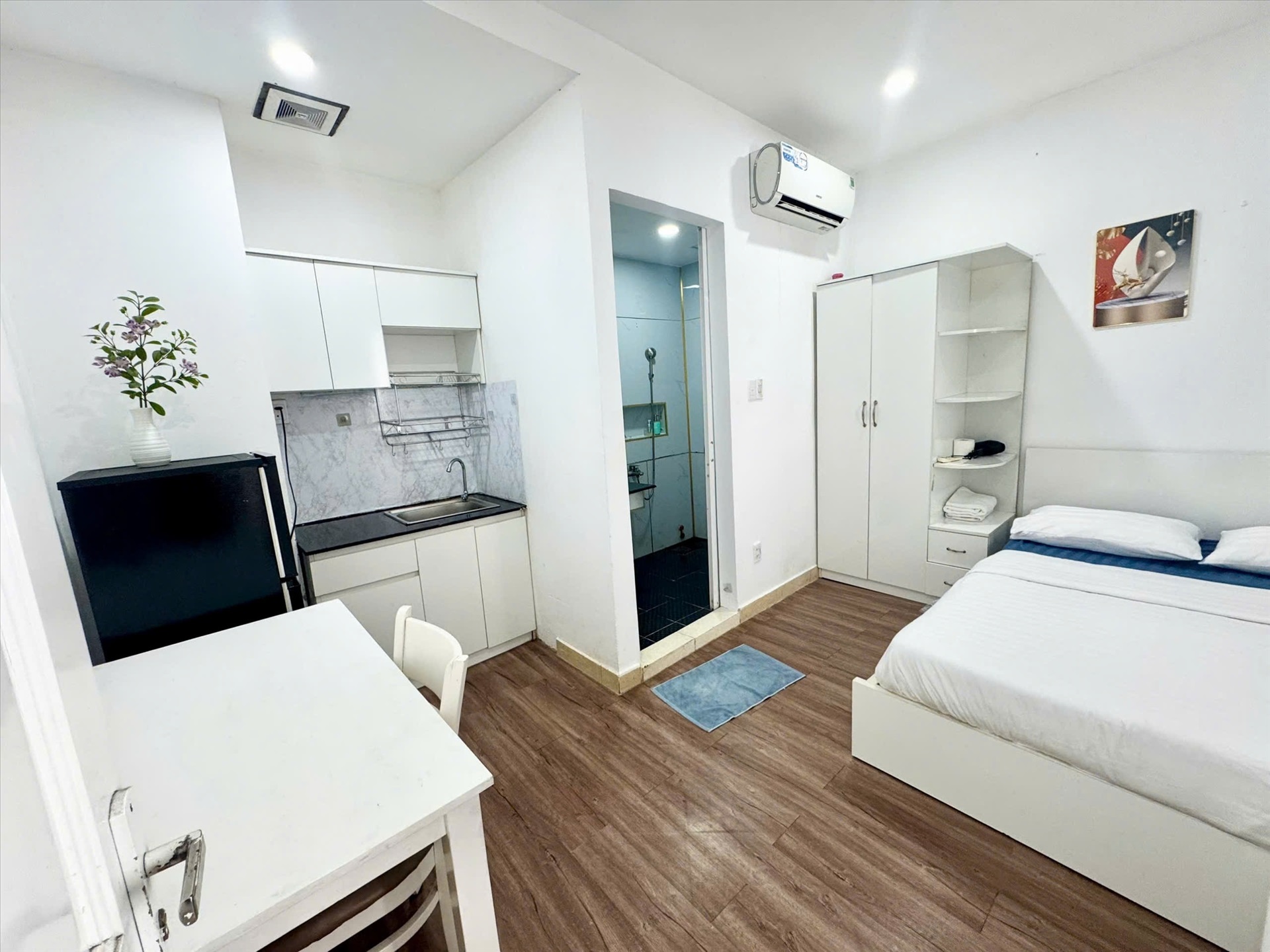 Phòng trọ CM House Bạch Đằng - Tân Bình - Phòng (*)