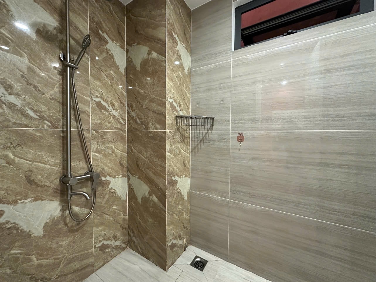 Phòng trọ Duplex 25m2 tại Kola Apartment Nguyễn Văn Linh - Quận 7 - Phòng tắm