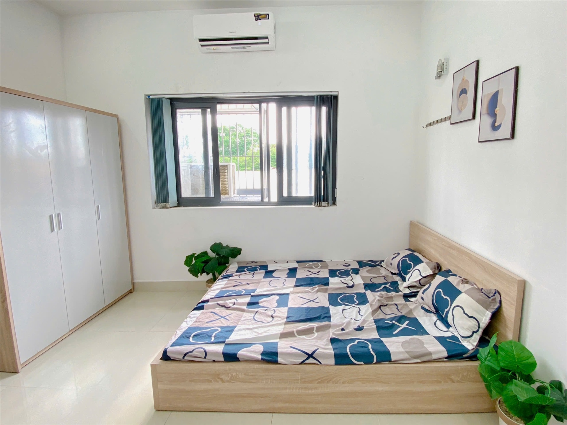 Phòng trọ Yolo House Giải Phóng - Tân Bình
