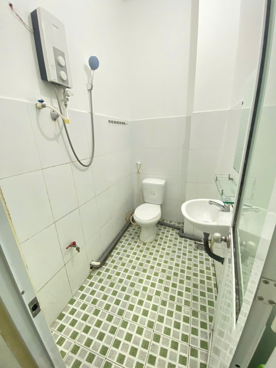 Phòng trọ 1 Phòng ngủ 35m2 tại TTL Home Nguyễn Hữu Cảnh - Bình Thạnh - Phòng tắm