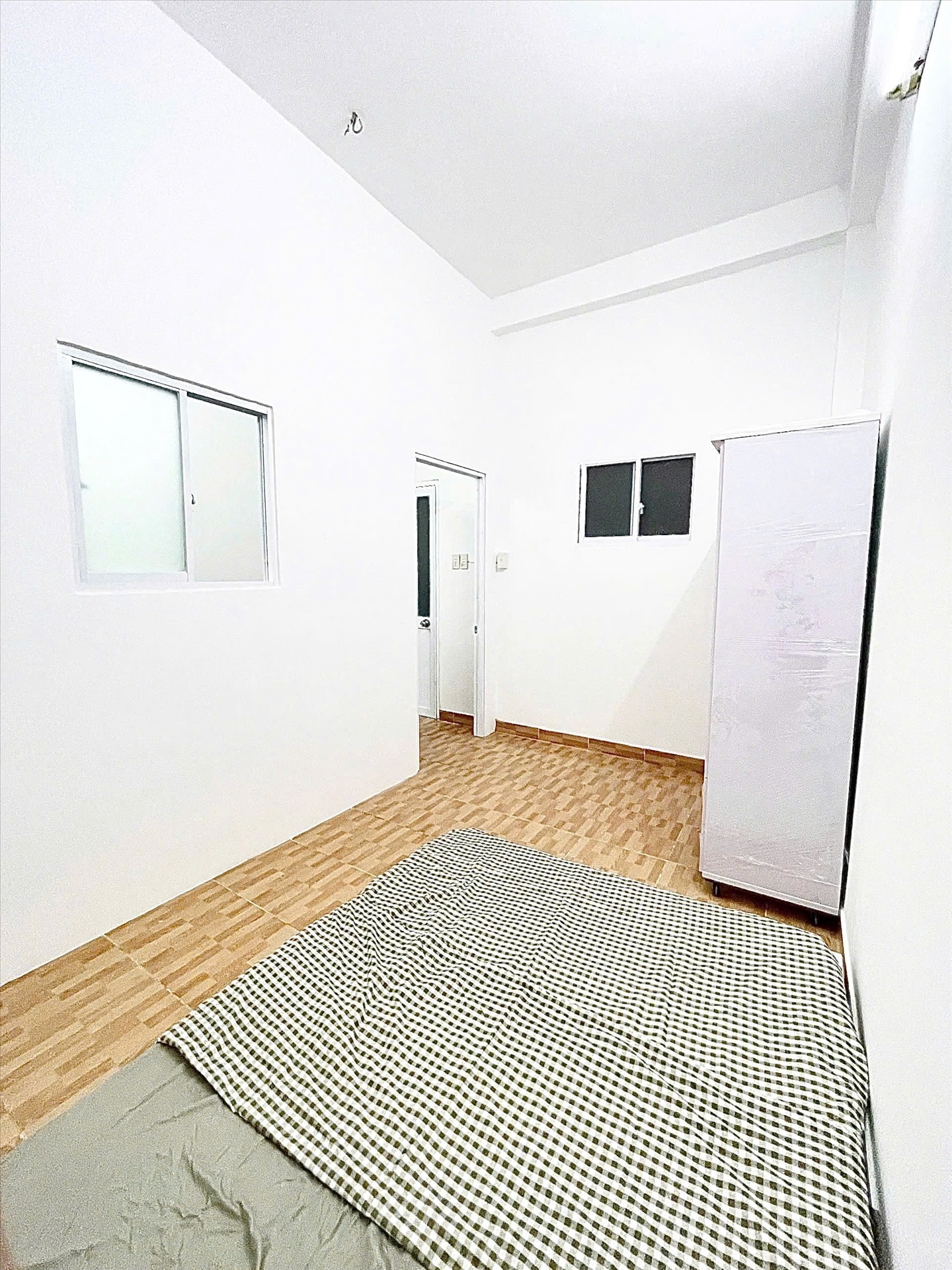 Phòng trọ AT Home Chu Văn An - Bình Thạnh - Phòng (*)