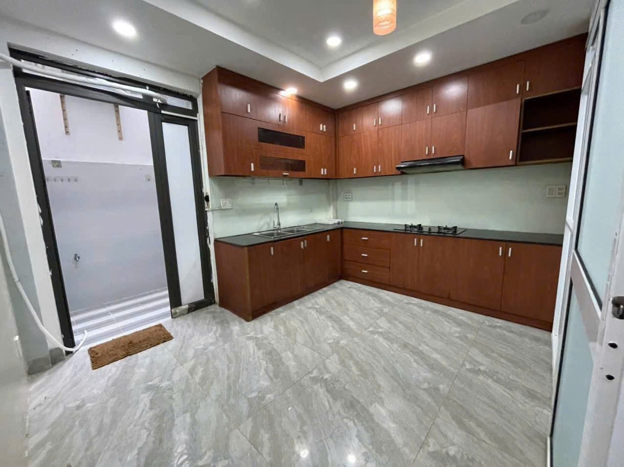 Phòng trọ Rosa Home Nơ Trang Long - Bình Thạnh - Phòng (*)