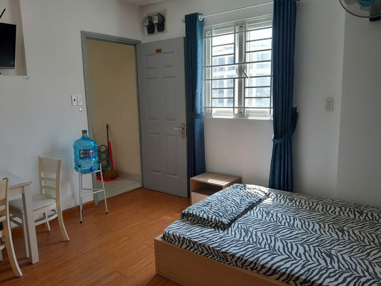 Phòng trọ Studio 35m2 tại PeaceHome Nguyễn Hữu Cảnh - Binh Thạnh - Phòng khách