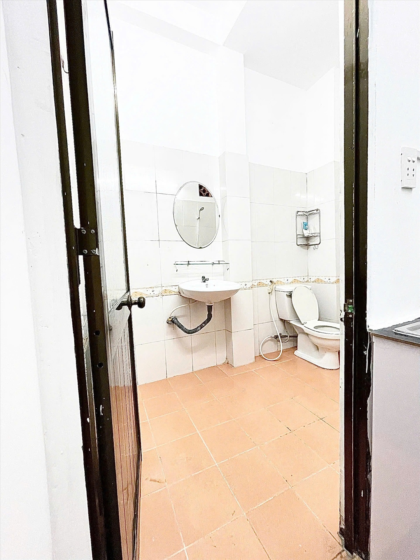 Phòng trọ 1 Phòng ngủ 27m2 tại AT Home Chu Văn An - Bình Thạnh - Phòng tắm
