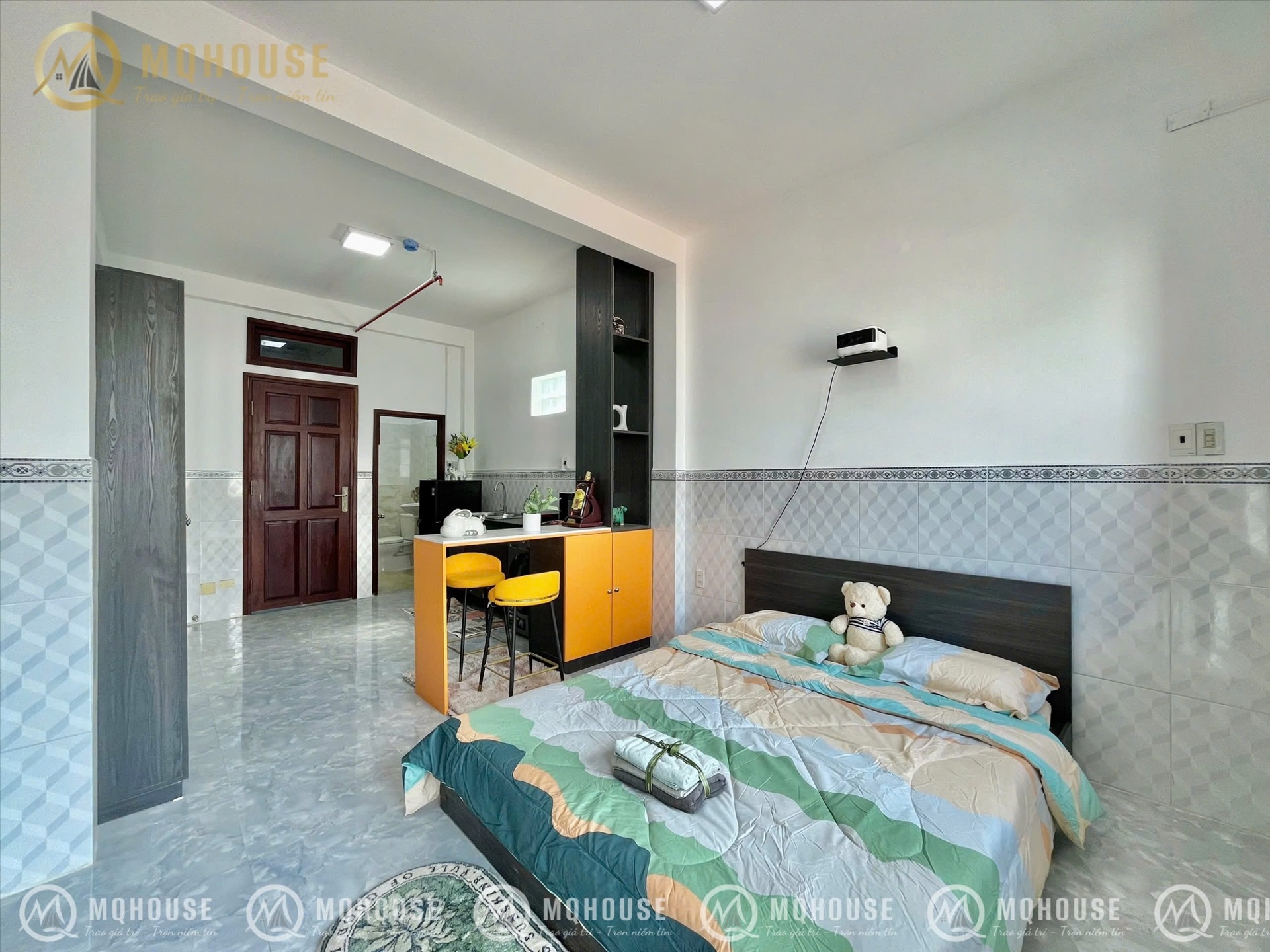 Phòng trọ Cá Mập House Lê Văn Sỹ - Tân Bình - Phòng (*)