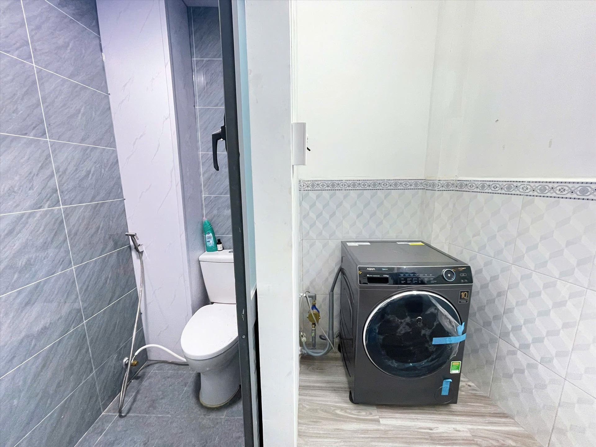 Phòng trọ Studio 30m2 tại Cá Mập House Lê Văn Sỹ - Tân Bình - Phòng tắm