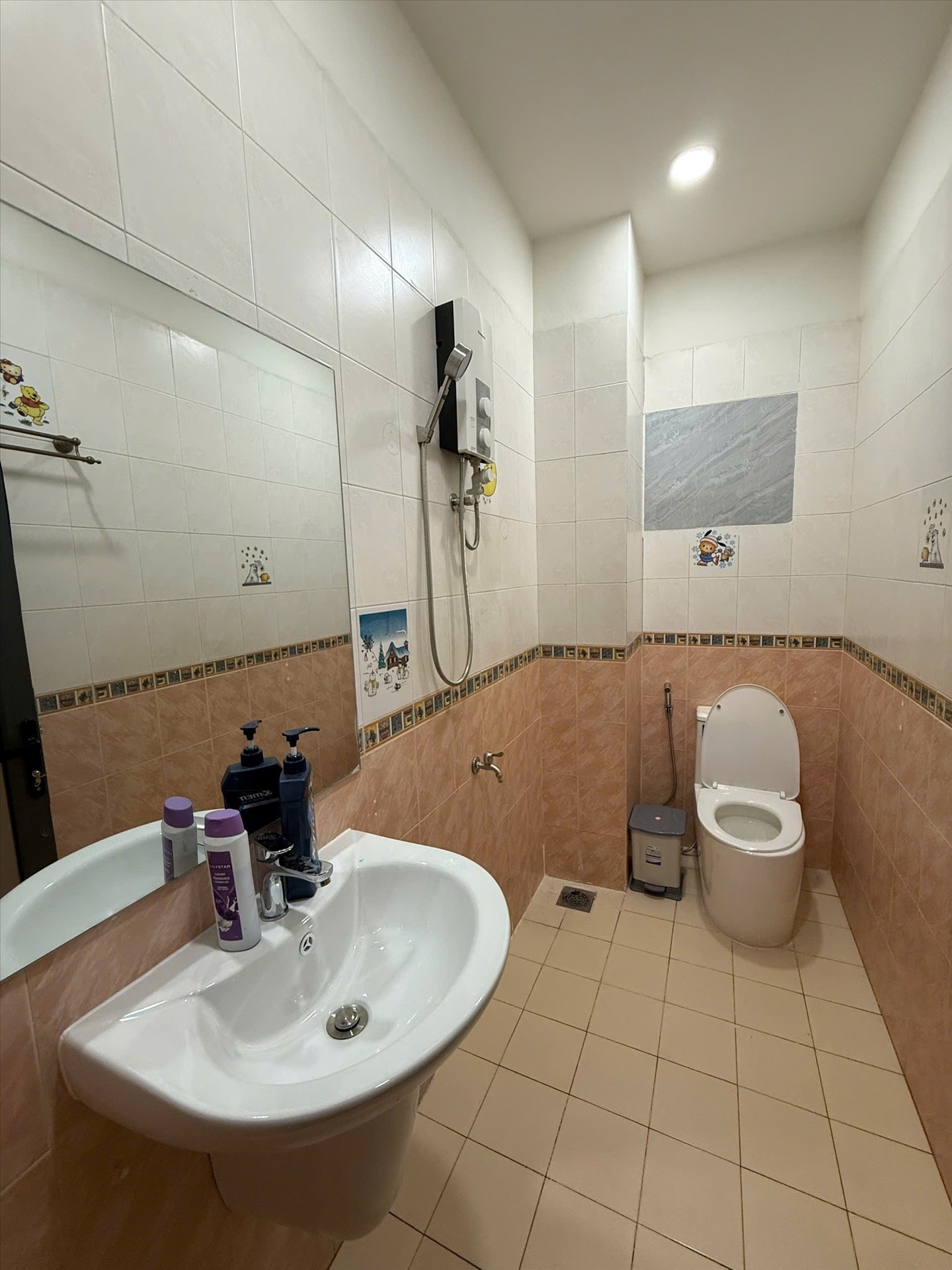 Phòng trọ 2 Phòng ngủ 50m2 tại AQ Home Huỳnh Văn Bánh - Phú Nhuận - Phòng tắm