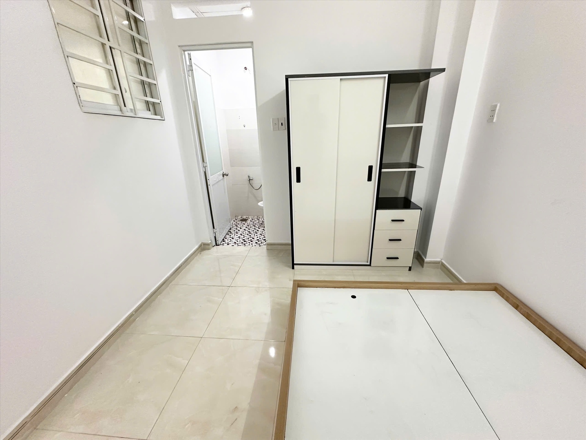 Phòng trọ 1 Phòng ngủ 30m2 tại AT Home Đồng Xoài - Tân Bình - Phòng tắm