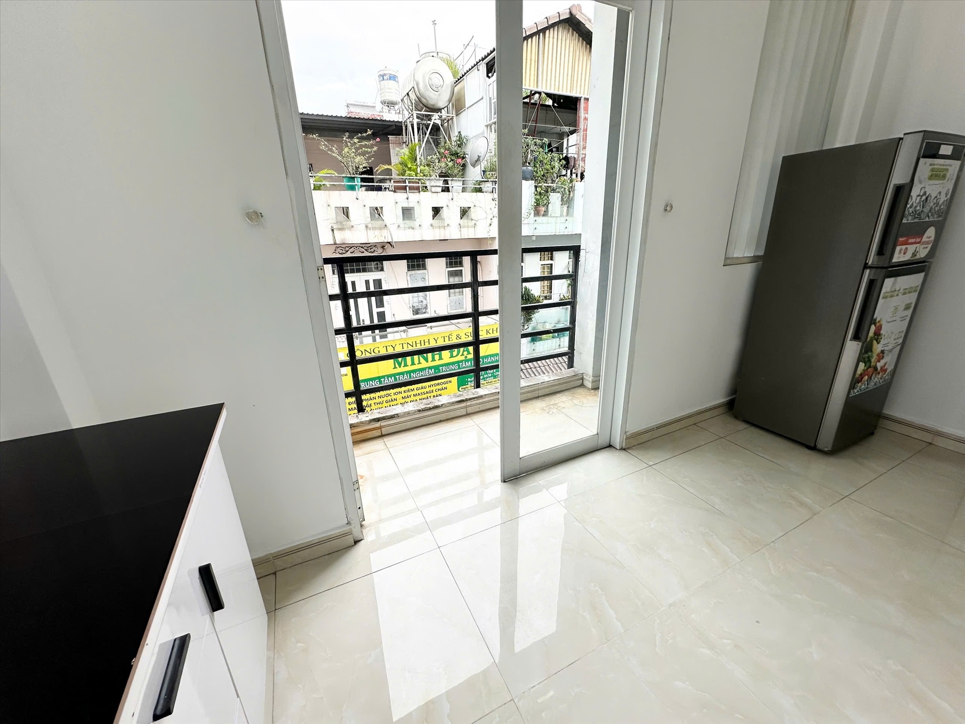 Phòng trọ 1 Phòng ngủ 30m2 tại AT Home Đồng Xoài - Tân Bình - Ban công