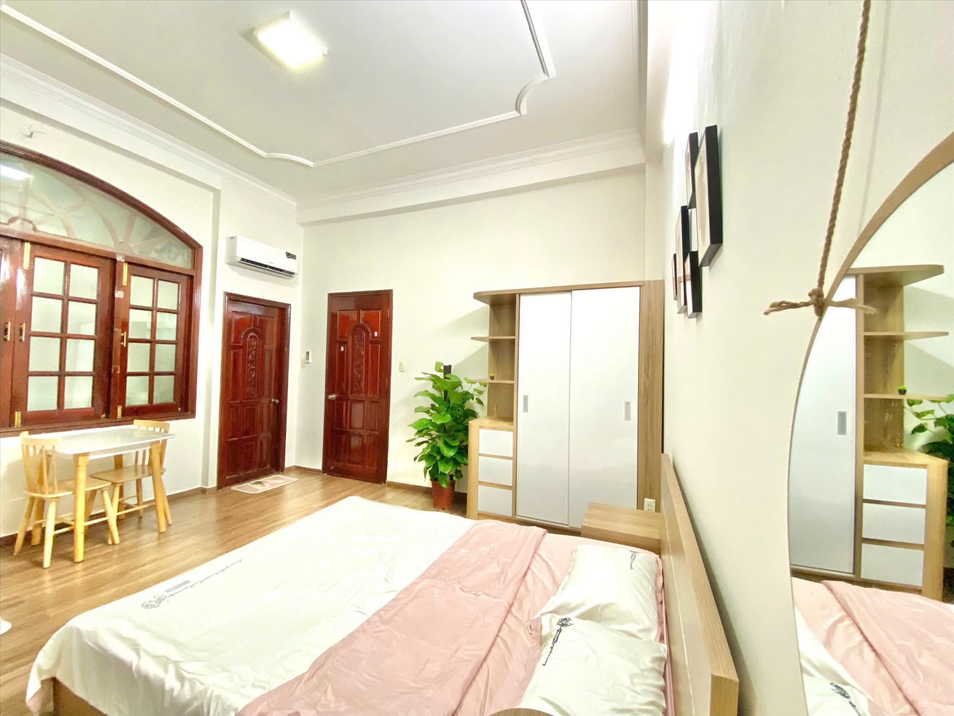 Phòng trọ Studio 28m2 tại TT House Hoàng Văn Thụ - Tân Bình - Phòng ngủ
