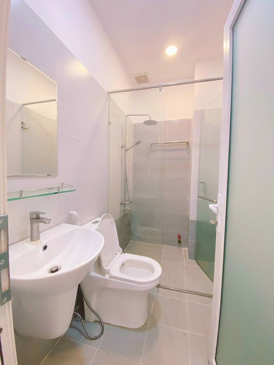 Phòng trọ Studio 25m2 tại Jasmine Home Lê Văn Duyệt - Bình Thạnh - Phòng tắm