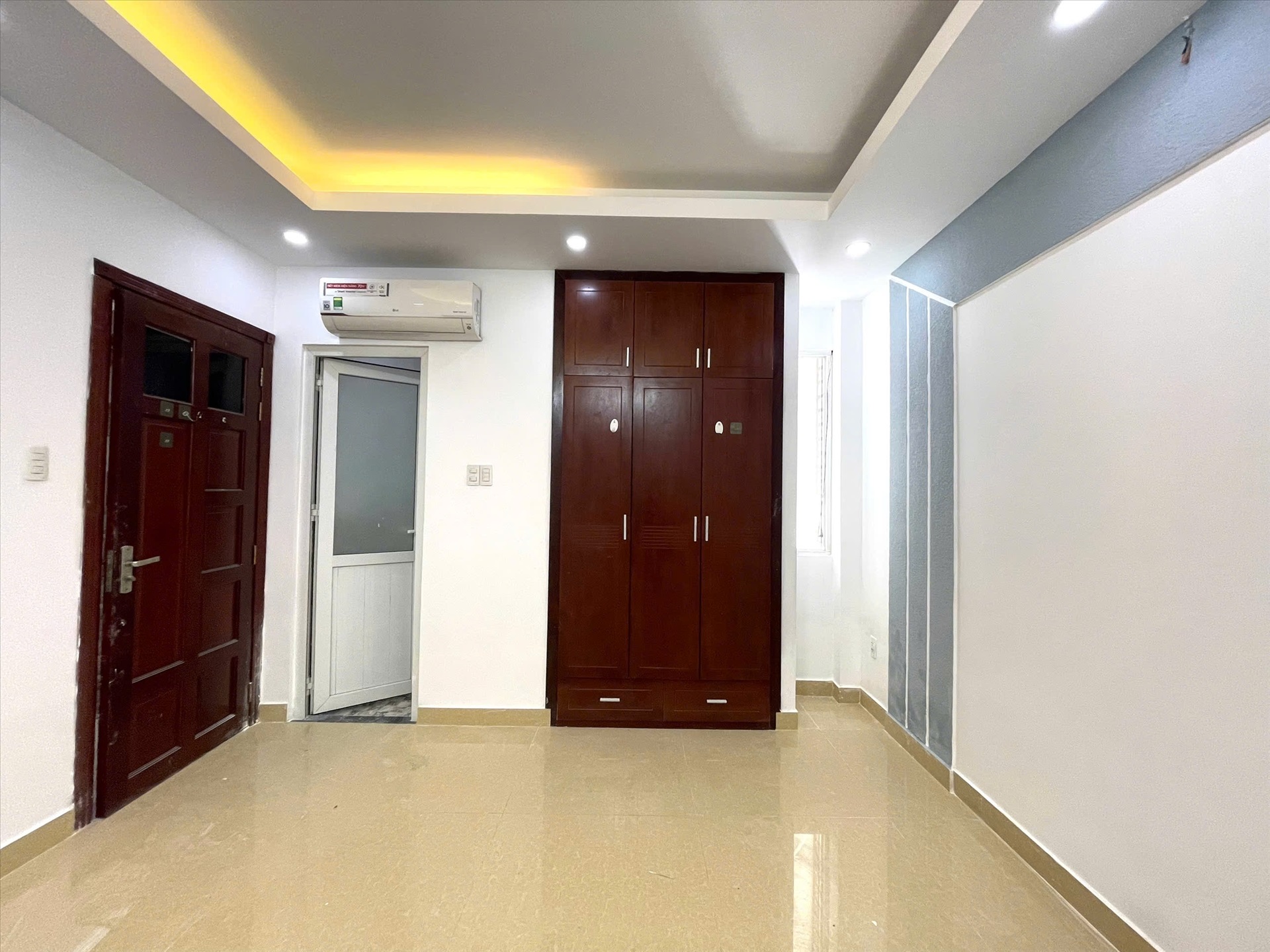 Phòng trọ Studio 25m2 tại NT Home Nguyên Hồng - Bình Thạnh - Ban công