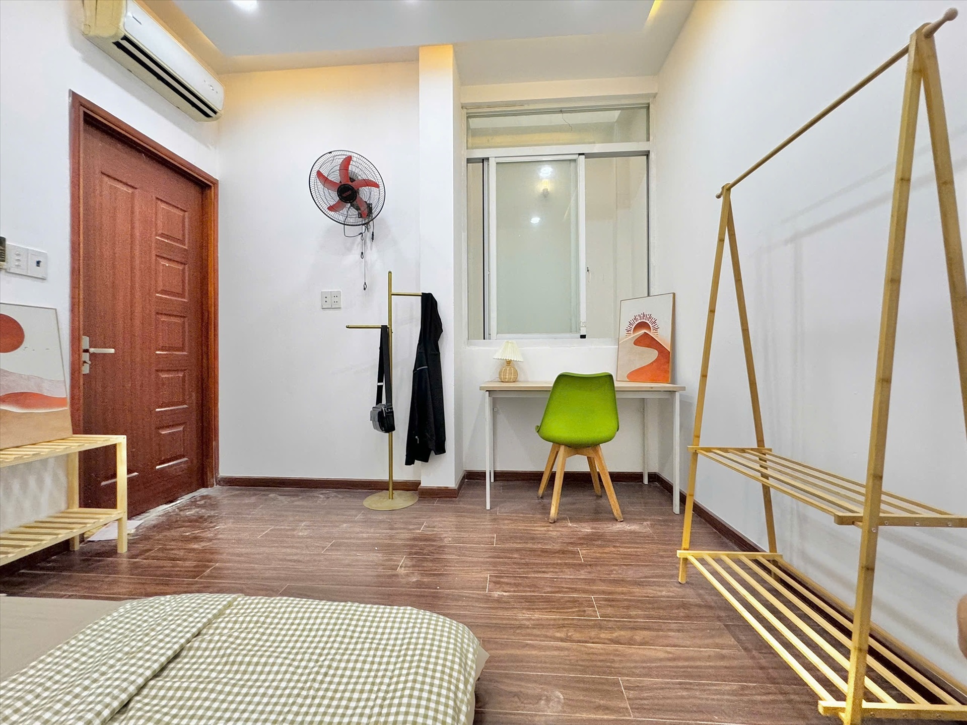 Phòng trọ AT Apartment Nguyễn Hồng Đào - Tân Bình - Phòng (*)