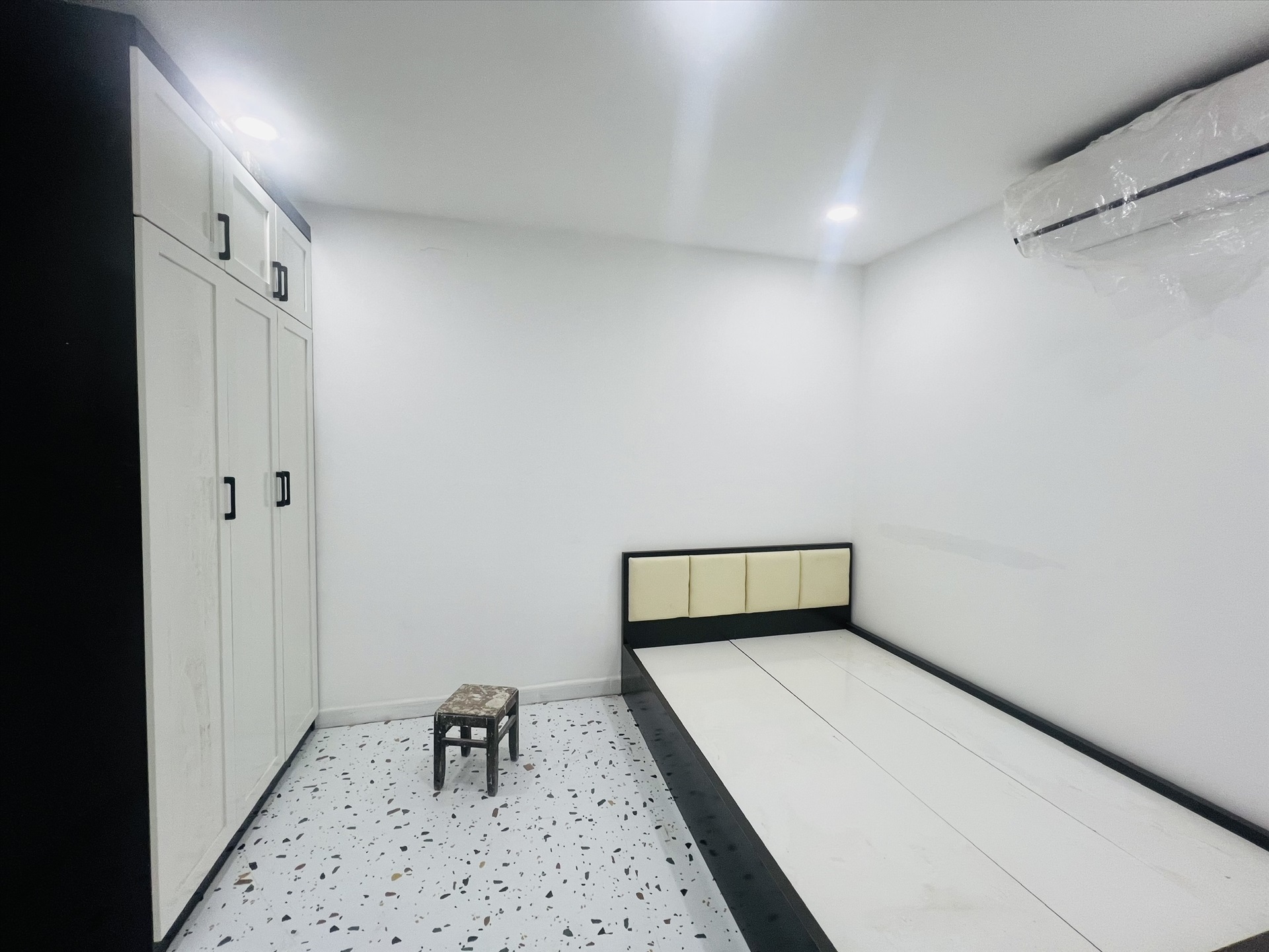 Phòng trọ 1 Phòng ngủ 30m2 tại Uncle House Đường D1 - Bình Thạnh - Phòng ngủ