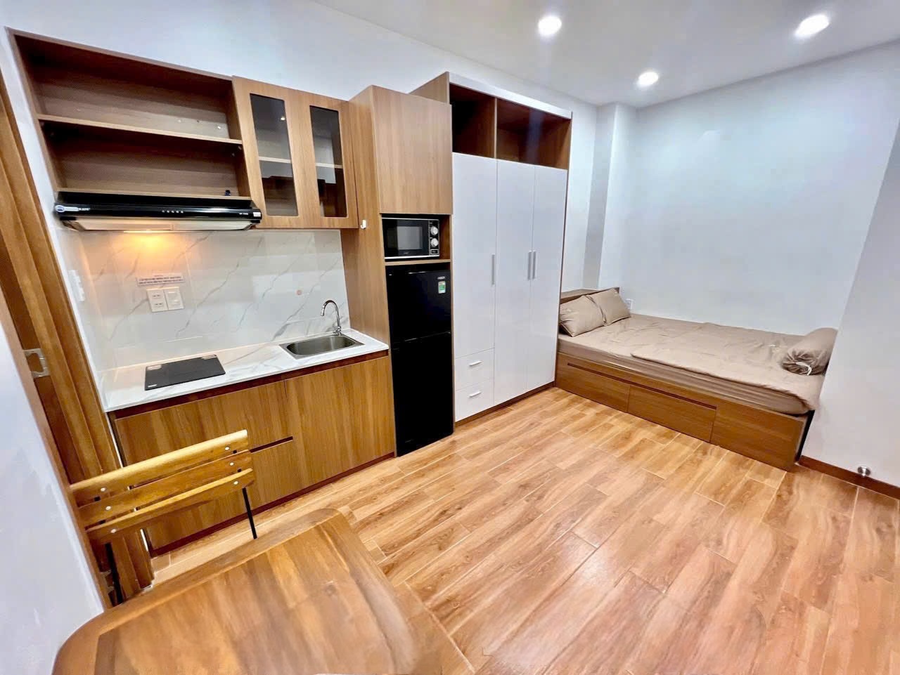 Phòng trọ CivilisHouse Nguyễn Công Hoan - Phú Nhuận - Phòng (*)