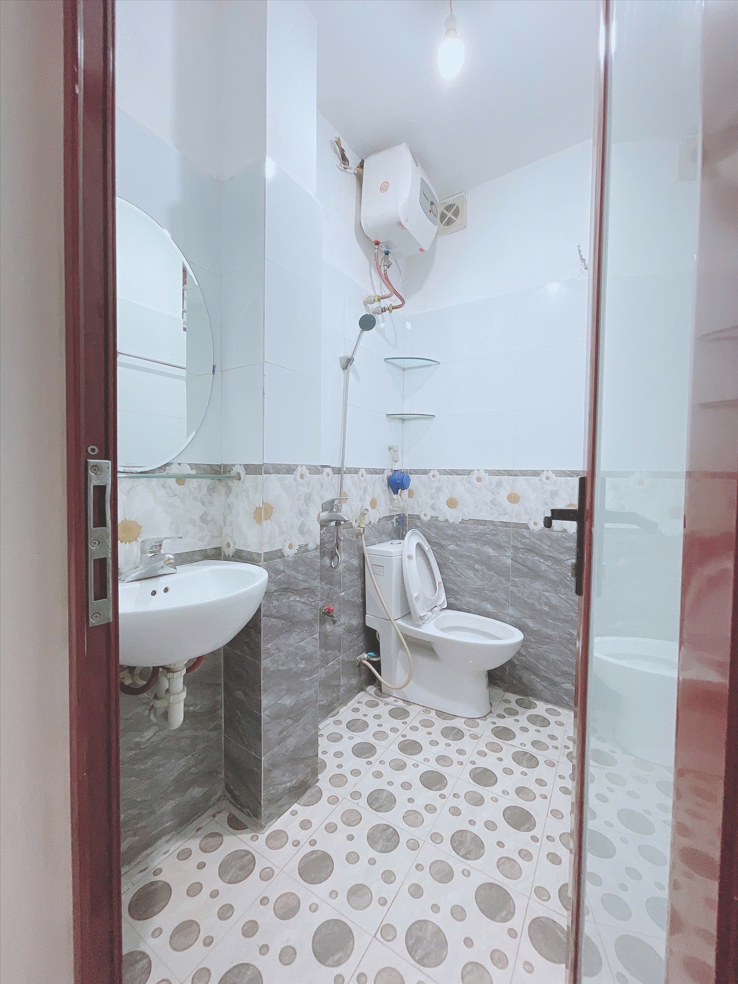 Phòng trọ Studio 25m2 tại HappyHomes Nhân Mỹ - Nam Từ Liêm - Phòng tắm
