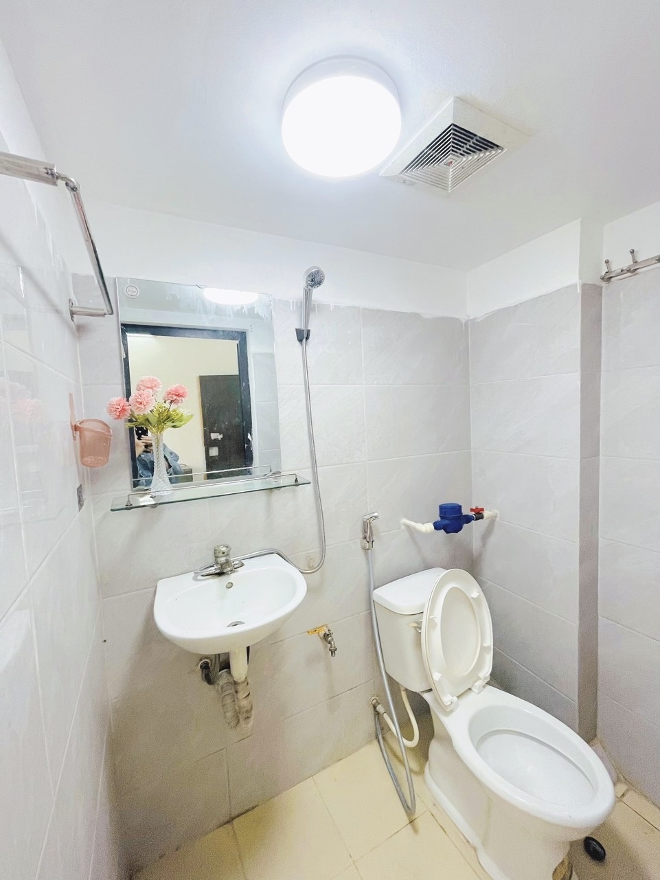 Phòng trọ Studio 25m2 tại Happy Homes Trần Cung - Bắc Từ Liêm - Phòng tắm