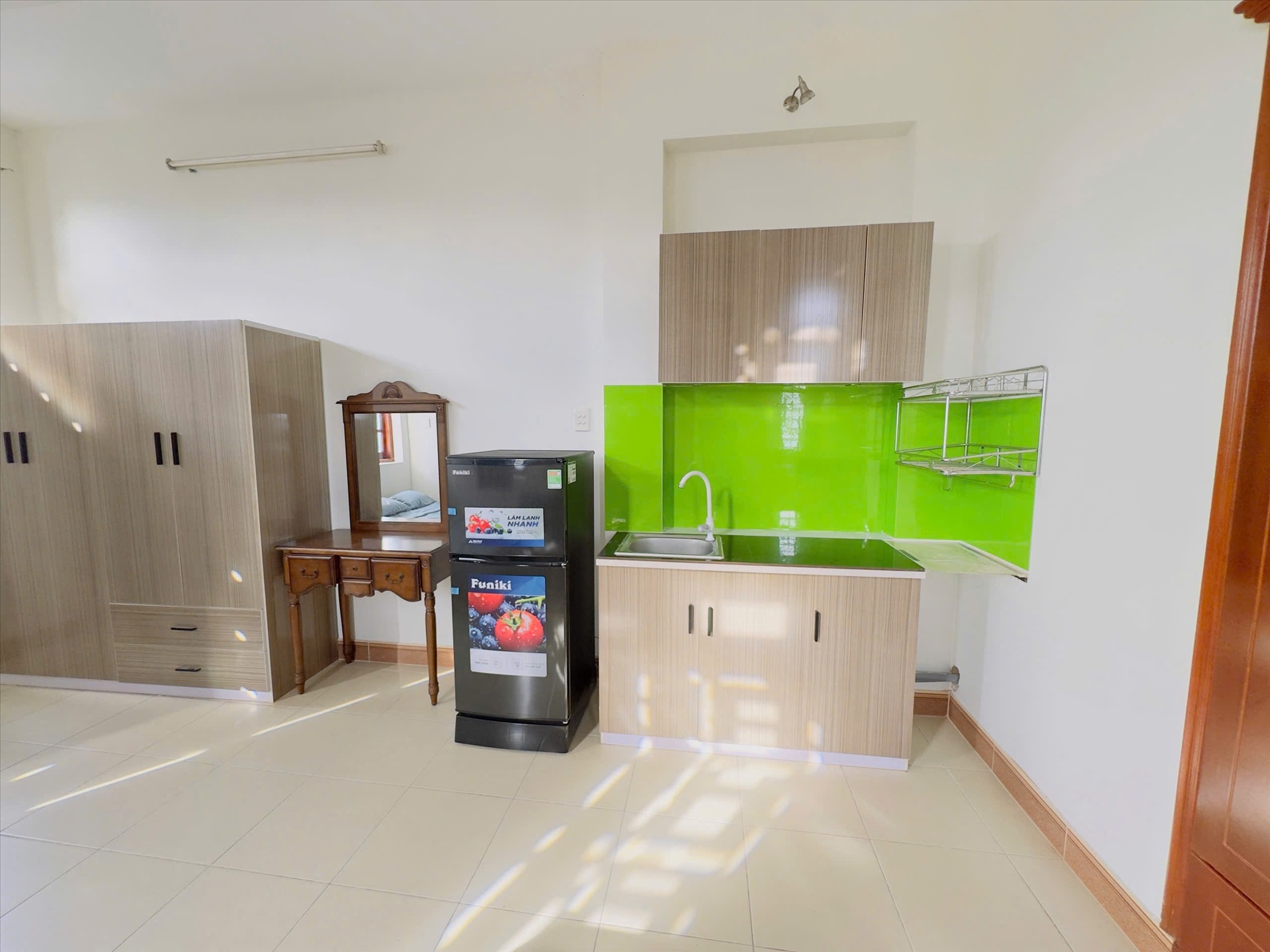Phòng trọ HPS House Trần Thị Trọng - Tân Bình - Phòng (*)