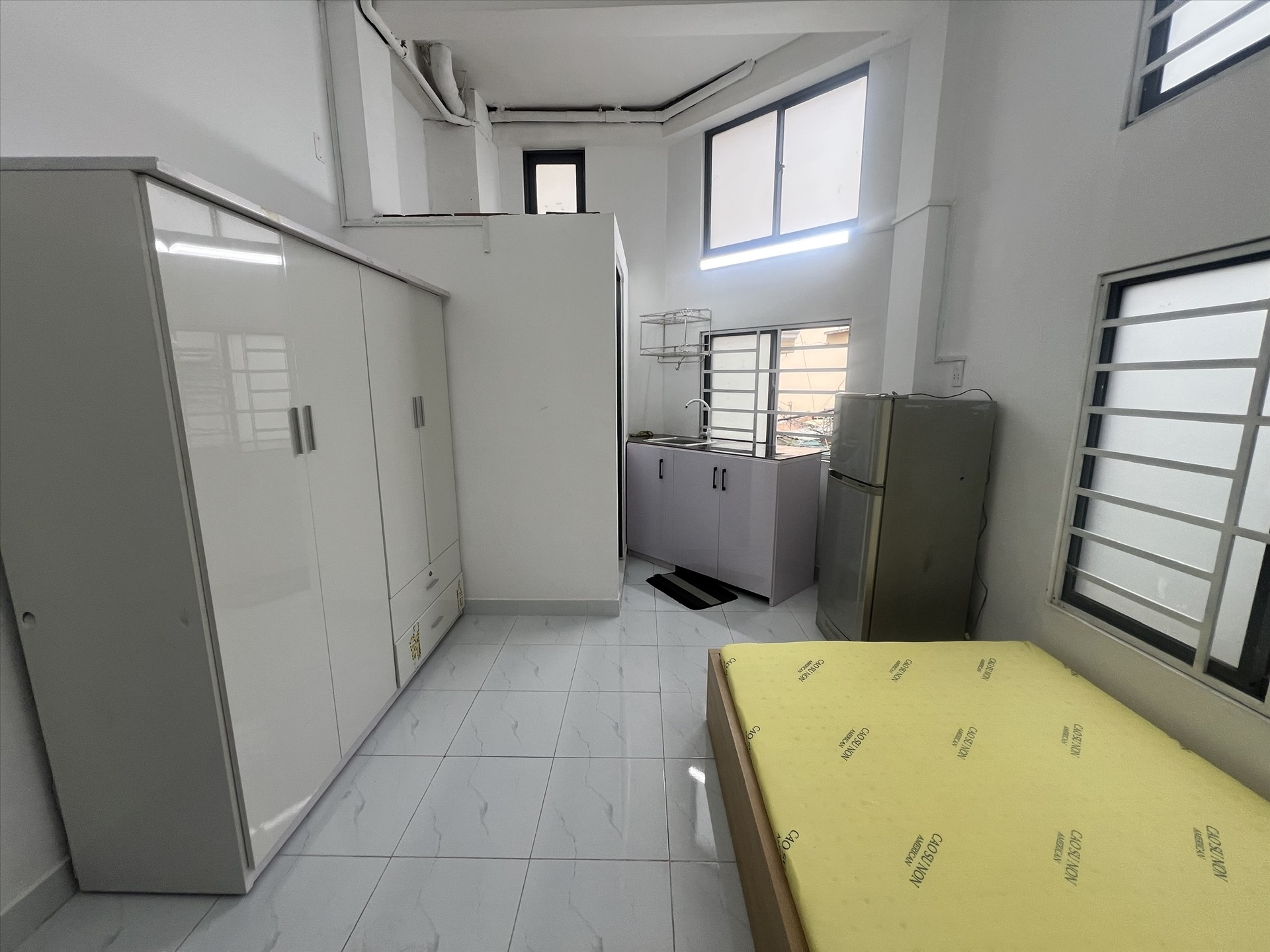Phòng trọ Uncle House Bùi Đình Tuý - Bình Thạnh - Phòng (*)