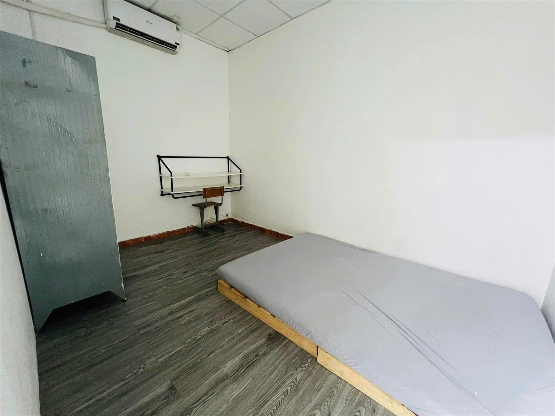 Phòng trọ Uncle House Hồ Văn Huê - Phú Nhuận - Phòng (*)
